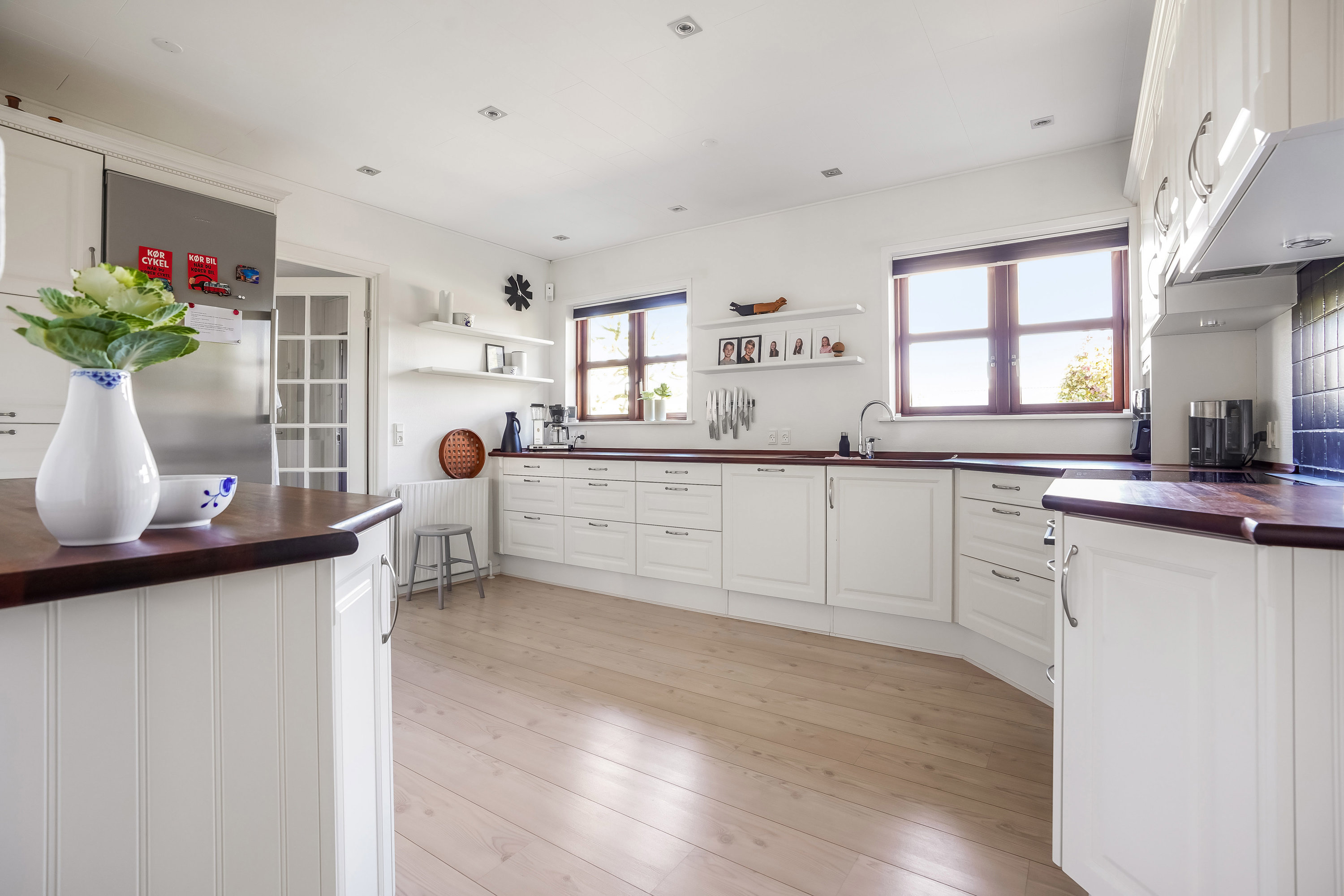 Fremhævet køkken billede i fuldskærmstilstand. Billede af Ahornvej 1, 7200 Grindsted