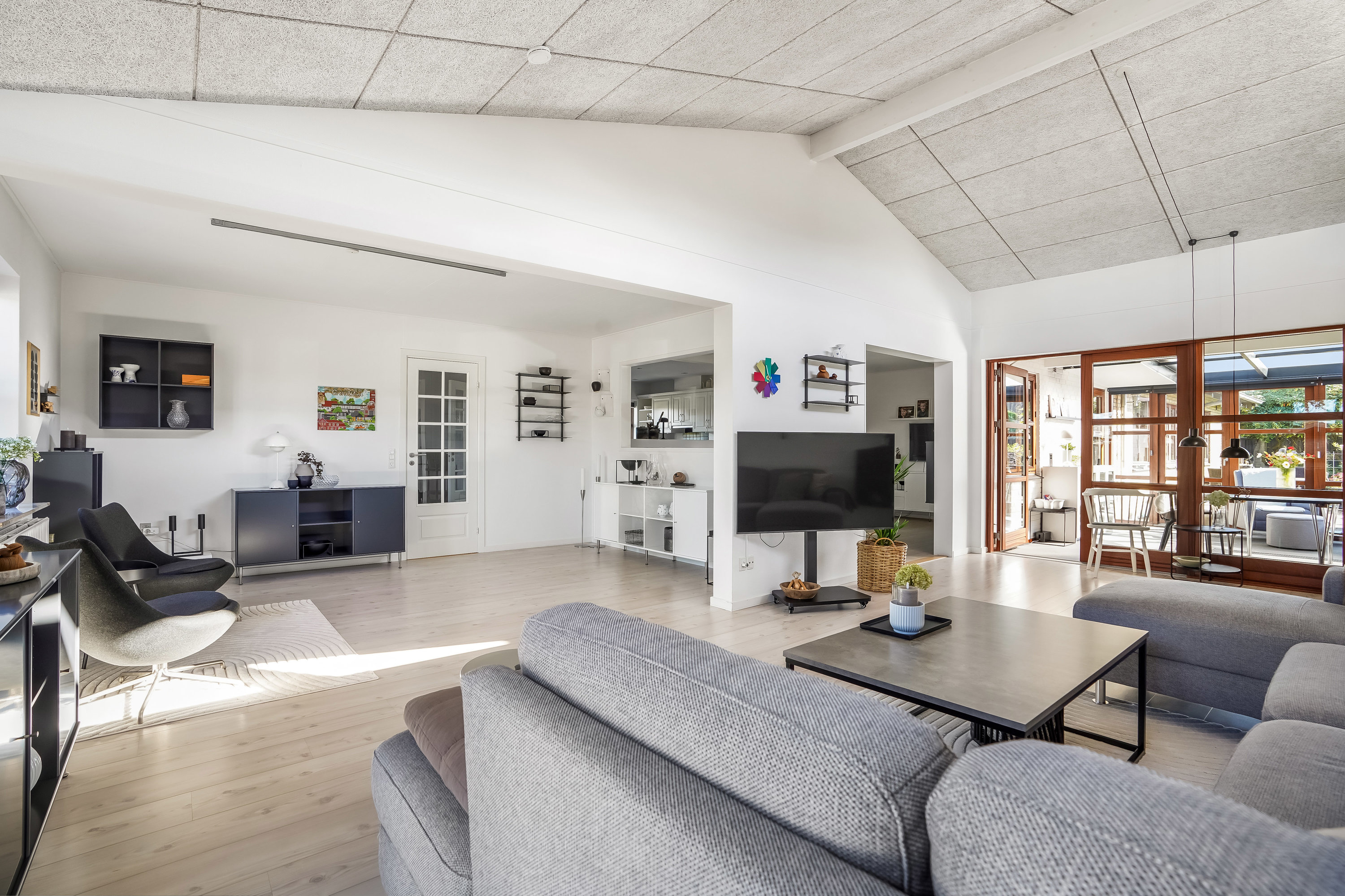 Fremhævet stue billede i fuldskærmstilstand. Billede af Ahornvej 1, 7200 Grindsted