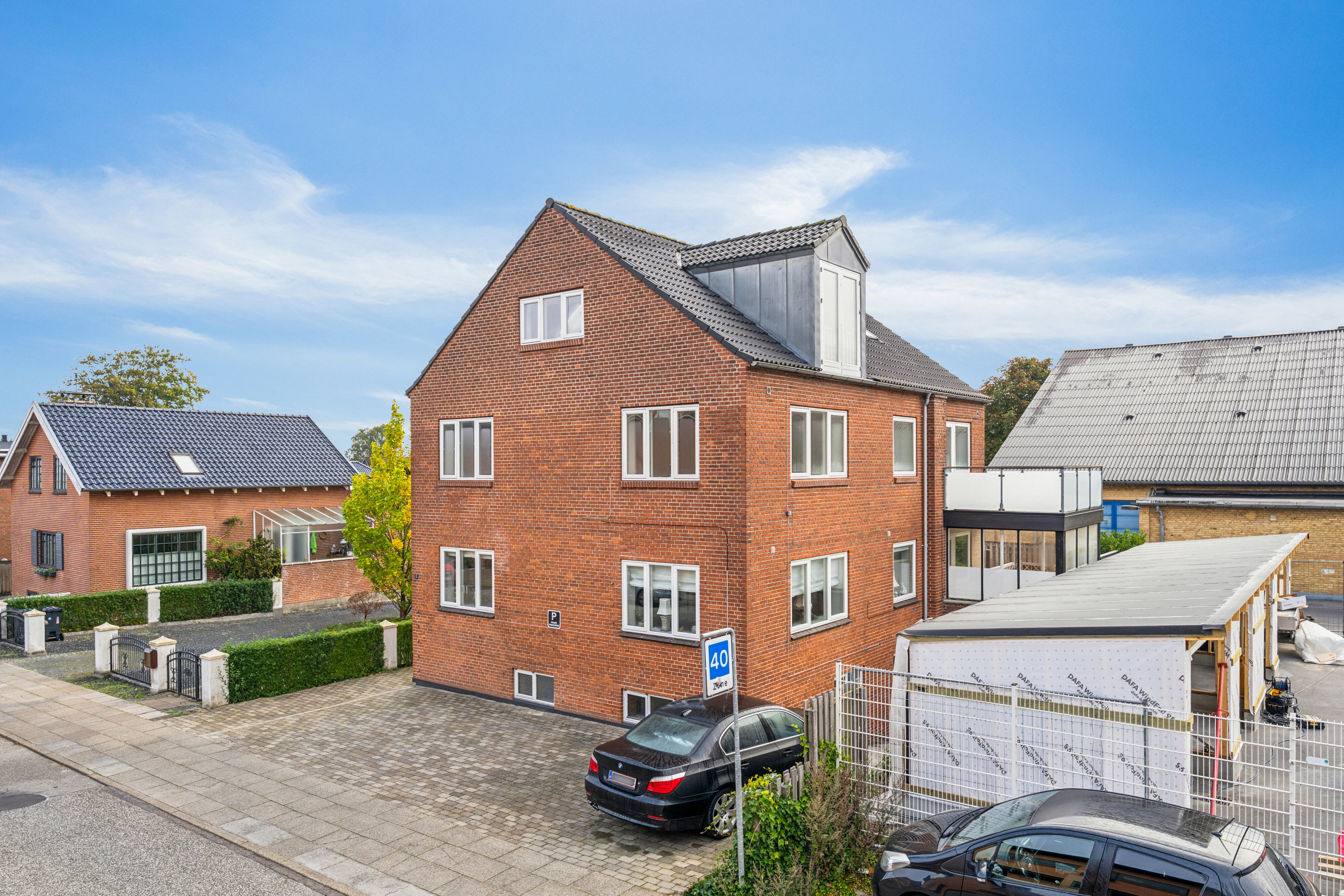 Fremhævet set fra vejen billede i fuldskærmstilstand. Billede af Kampmannsgade 7, 1., 7400 Herning