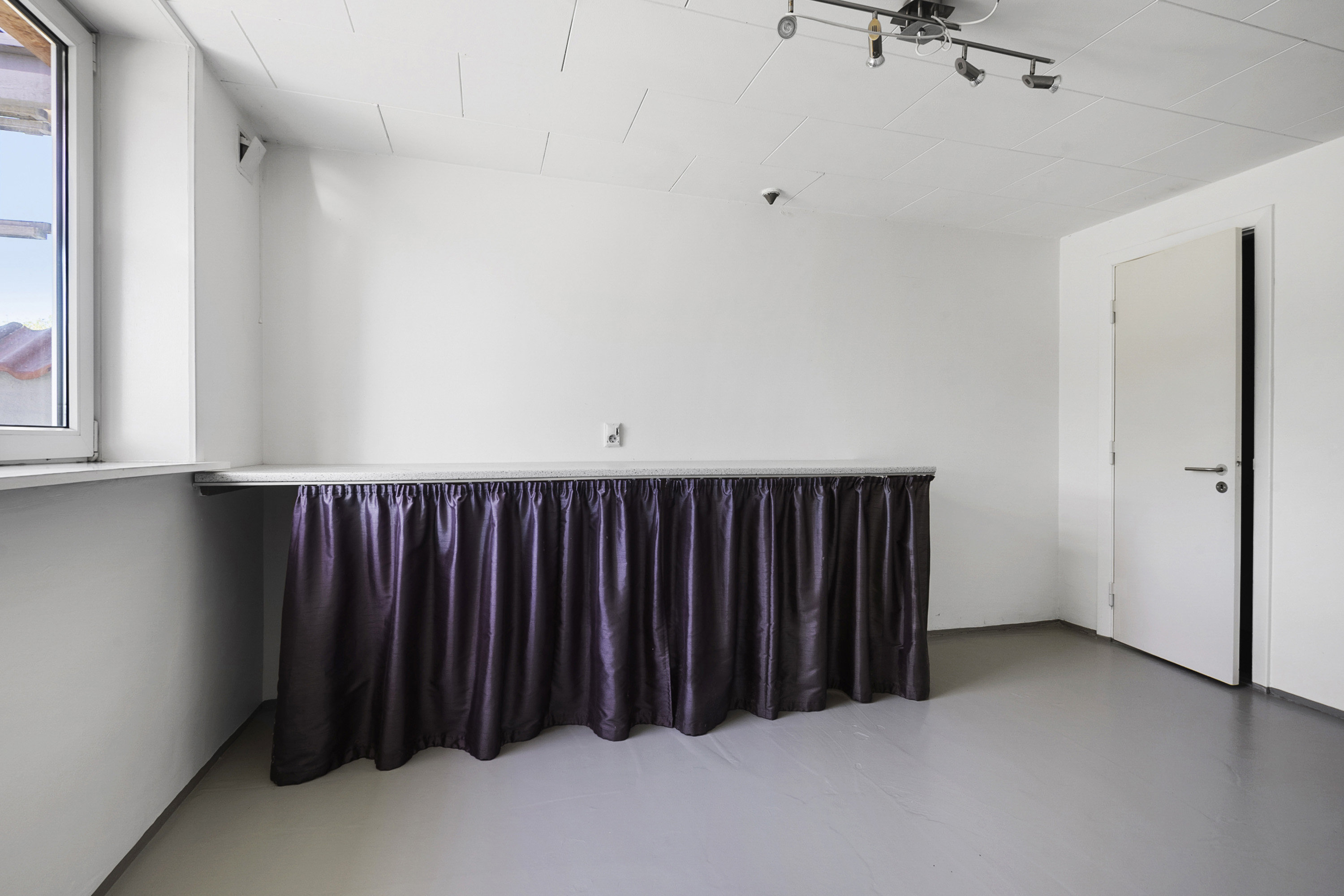 Fremhævet værelse billede i fuldskærmstilstand. Billede af Carsten Hauchs Vej 1, 6700 Esbjerg