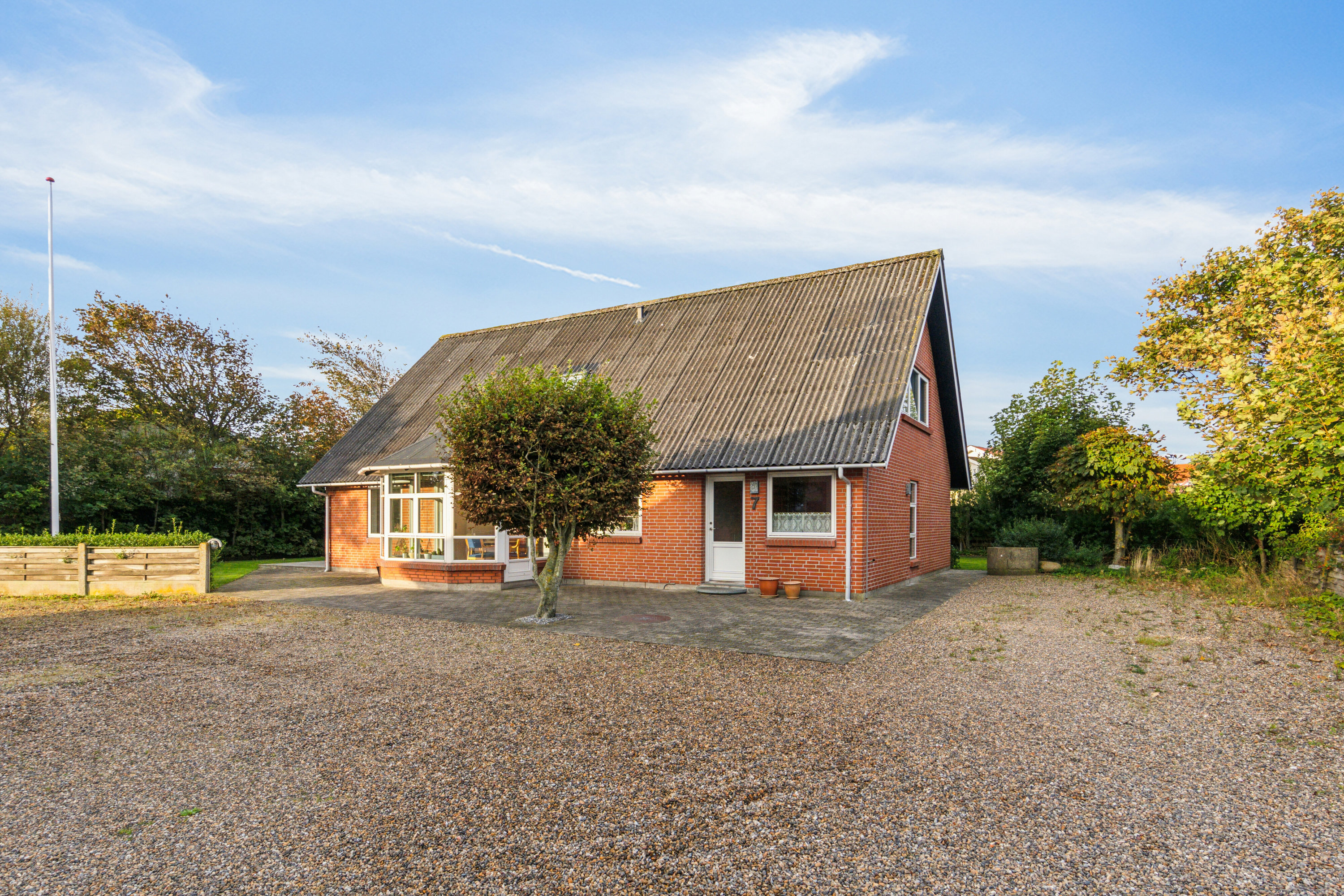 Fremhævet set fra vejen billede i fuldskærmstilstand. Billede af Glaspustervej 7, 7730 Hanstholm