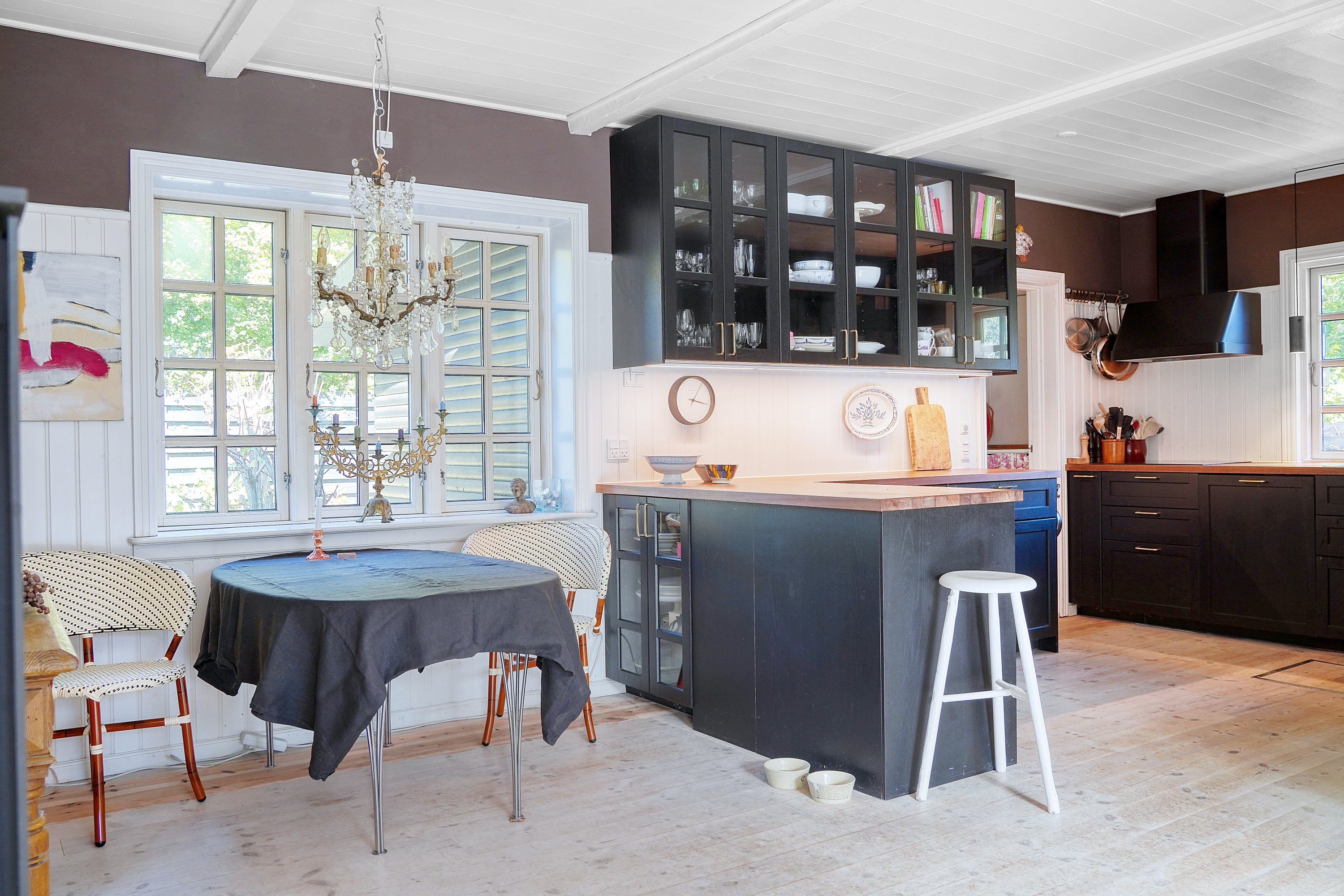 Fremhævet køkken billede i fuldskærmstilstand. Billede af Kildevænget 6, Kildekrog, 3100 Hornbæk