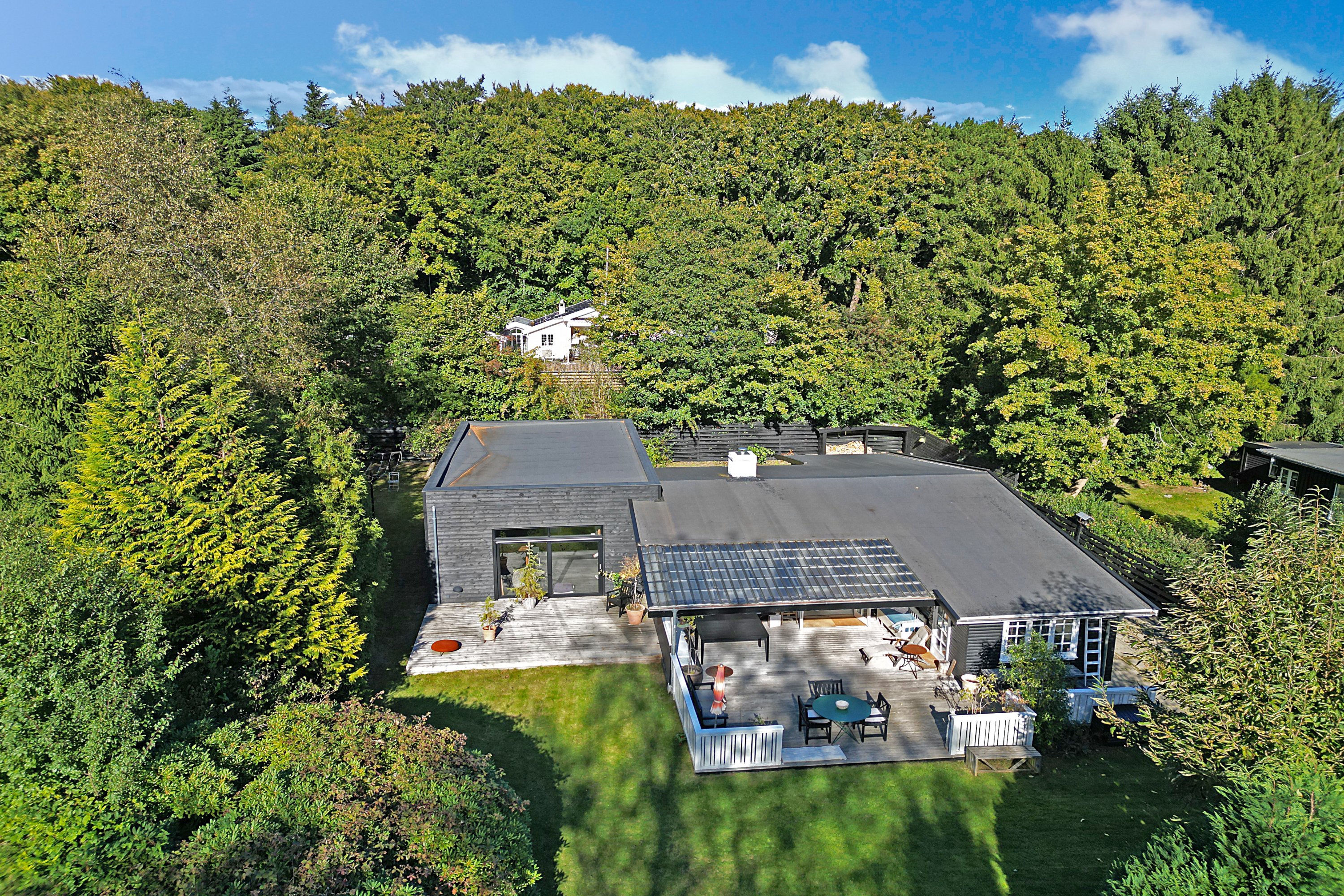 Fremhævet luftfoto billede i fuldskærmstilstand. Billede af Kildevænget 6, Kildekrog, 3100 Hornbæk