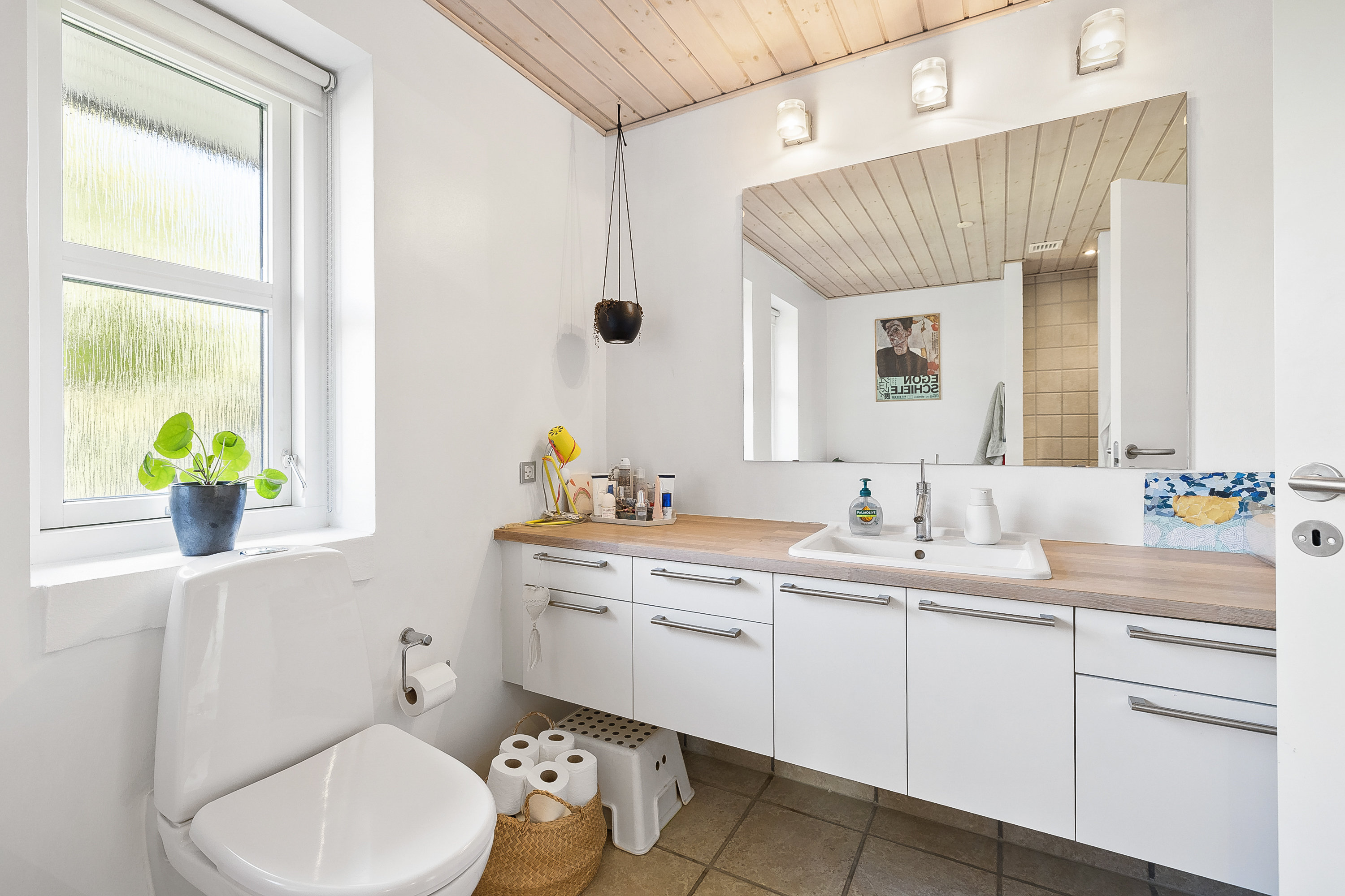 Fremhævet  billede i fuldskærmstilstand. Billede af Helenelyst 63, 8220 Brabrand