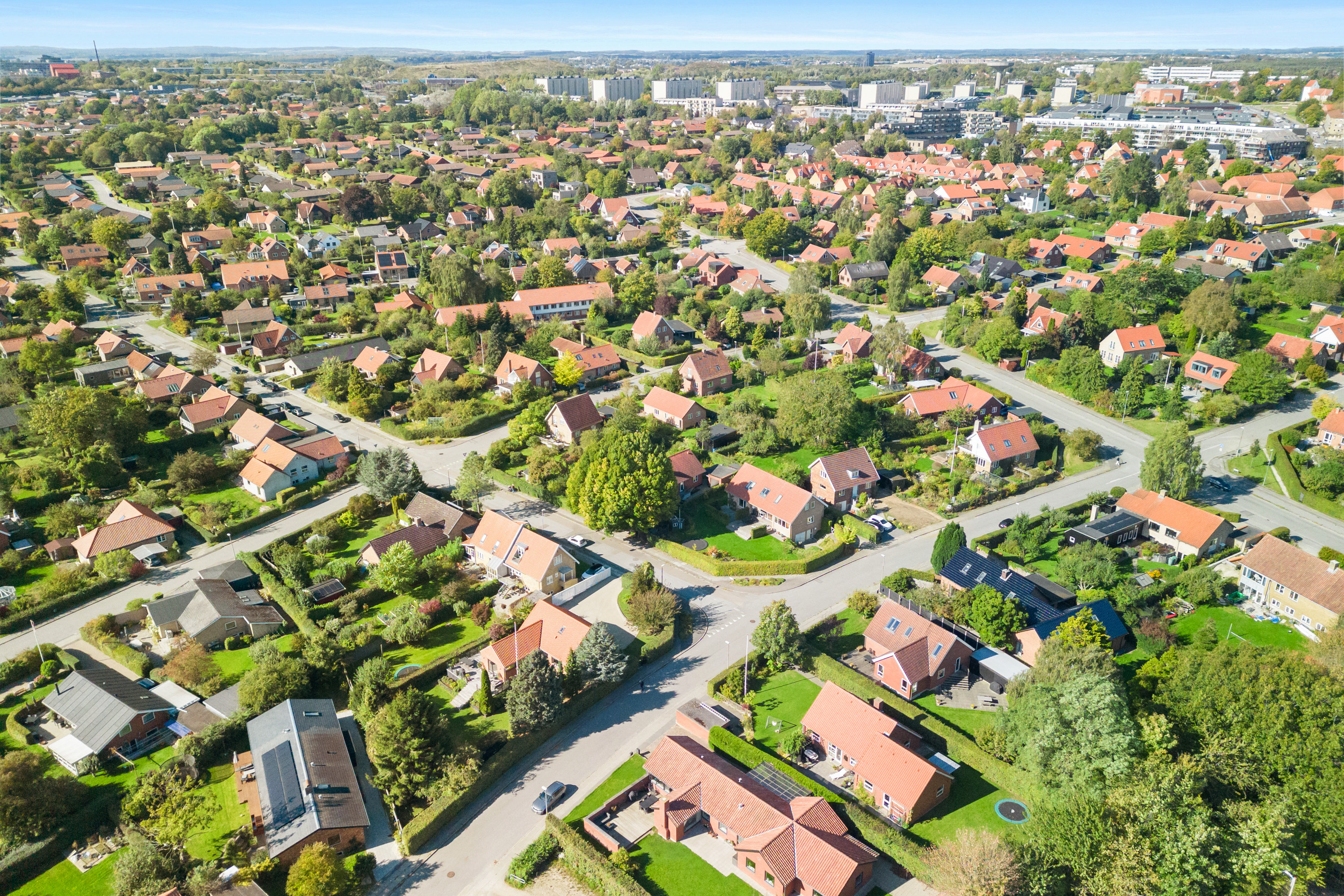 Fremhævet  billede i fuldskærmstilstand. Billede af Degnebakken 28, Hasle, 8210 Aarhus V
