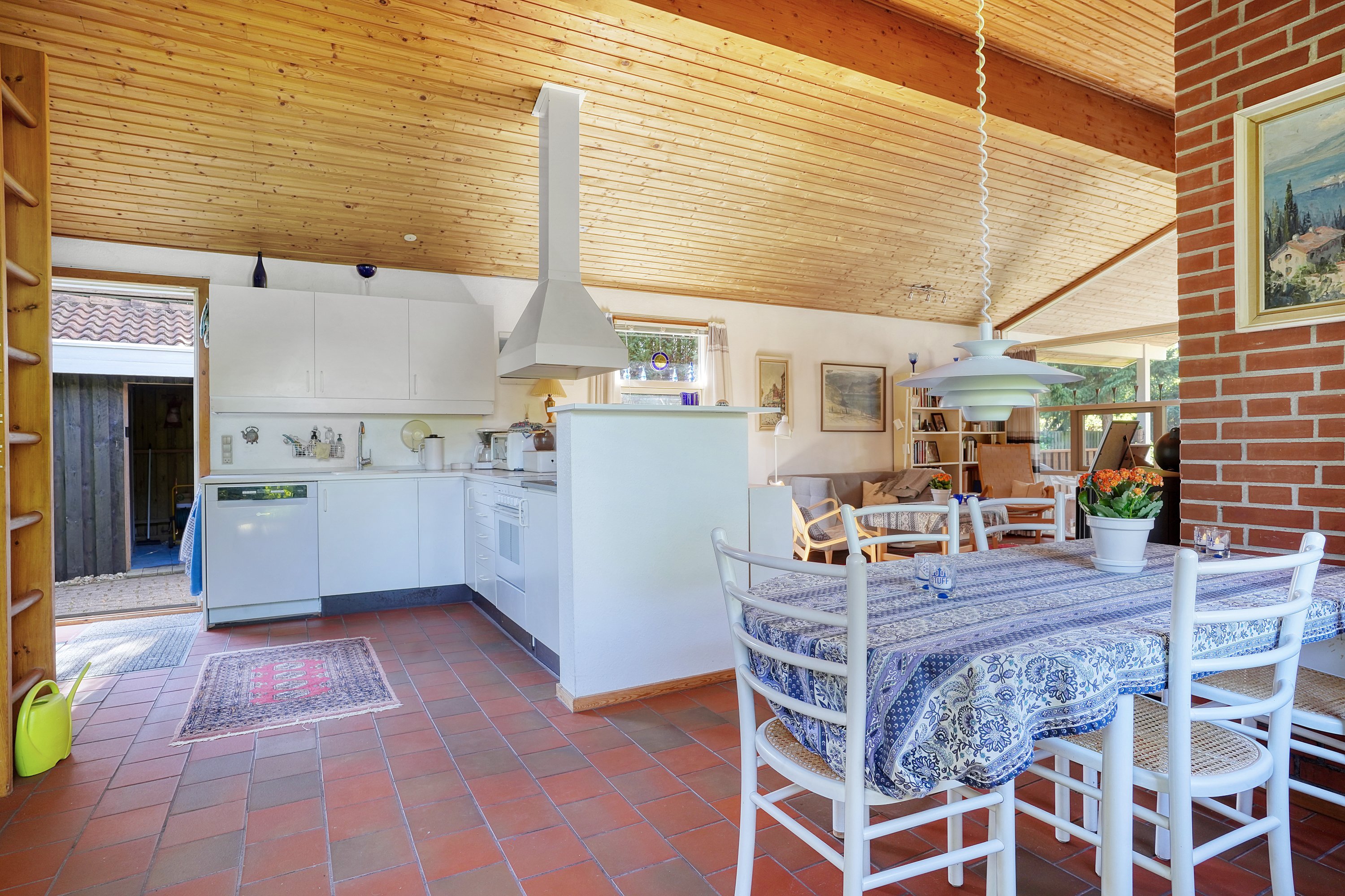 Fremhævet køkken billede i fuldskærmstilstand. Billede af Syrenvej 12, 3100 Hornbæk