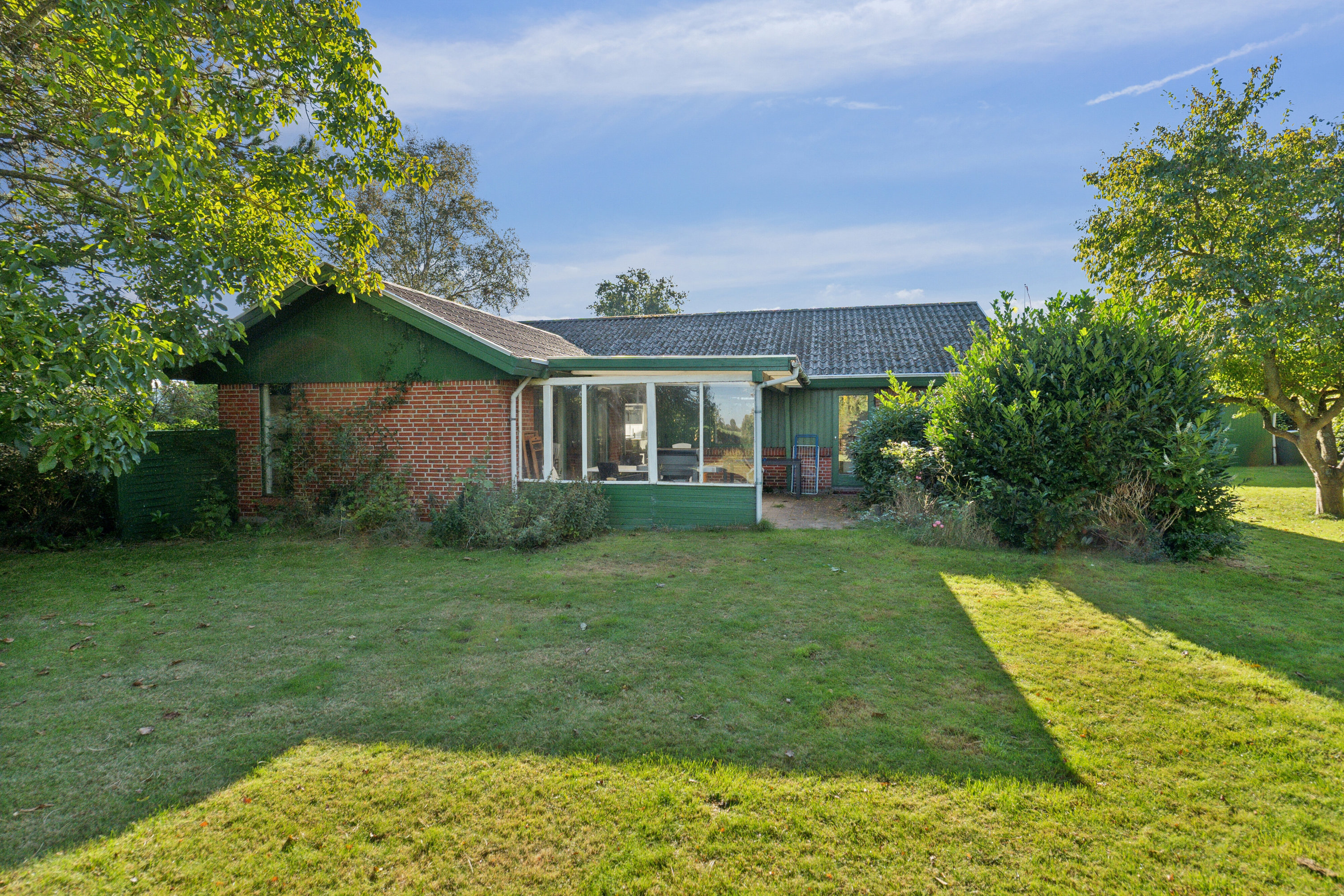 Miniaturebillede 2: set fra haven. Billede af Egevej 11, Tullebølle, 5953 Tranekær