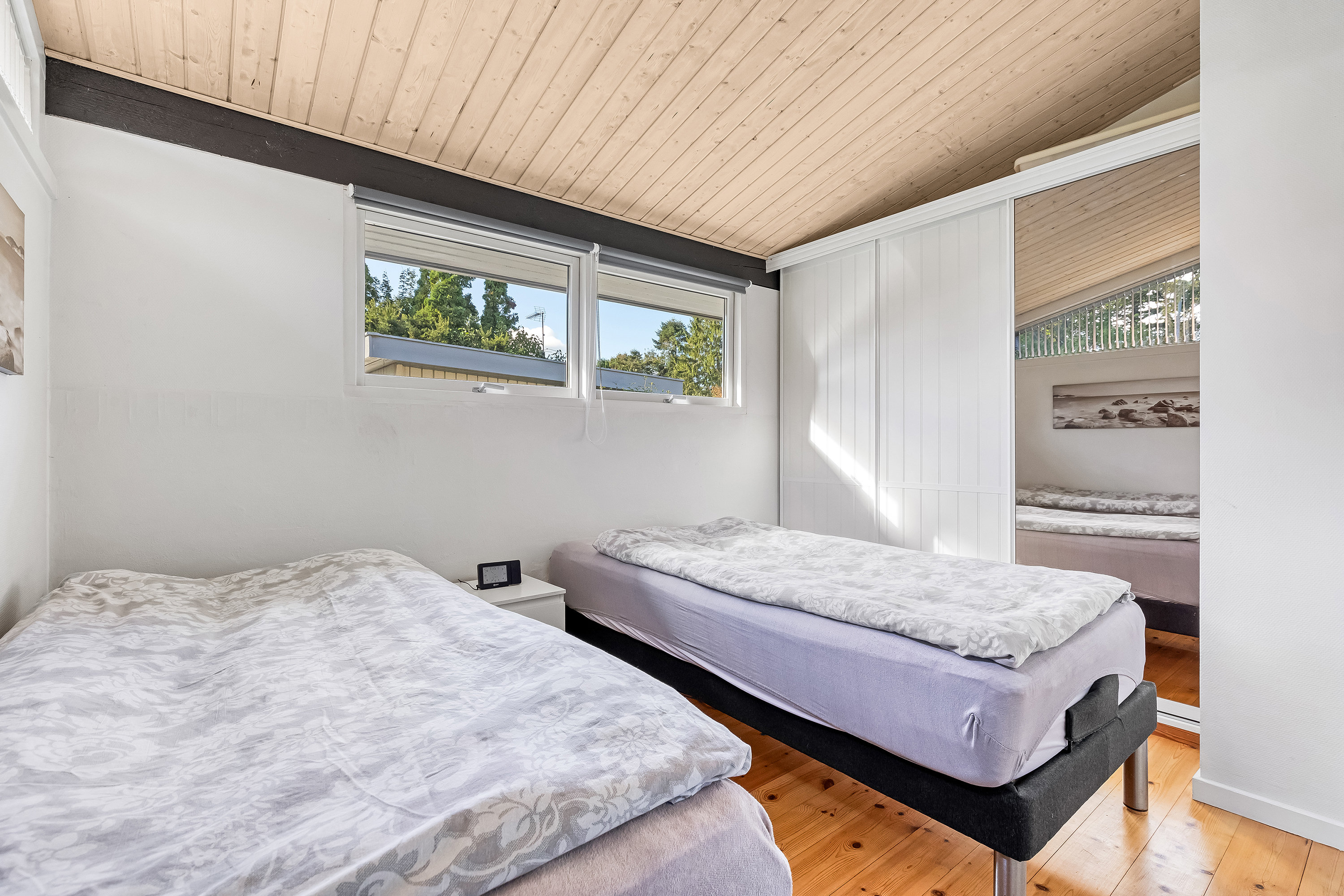 Fremhævet soveværelse billede i fuldskærmstilstand. Billede af Tofte-Åsen 14, Rågeleje, 3210 Vejby