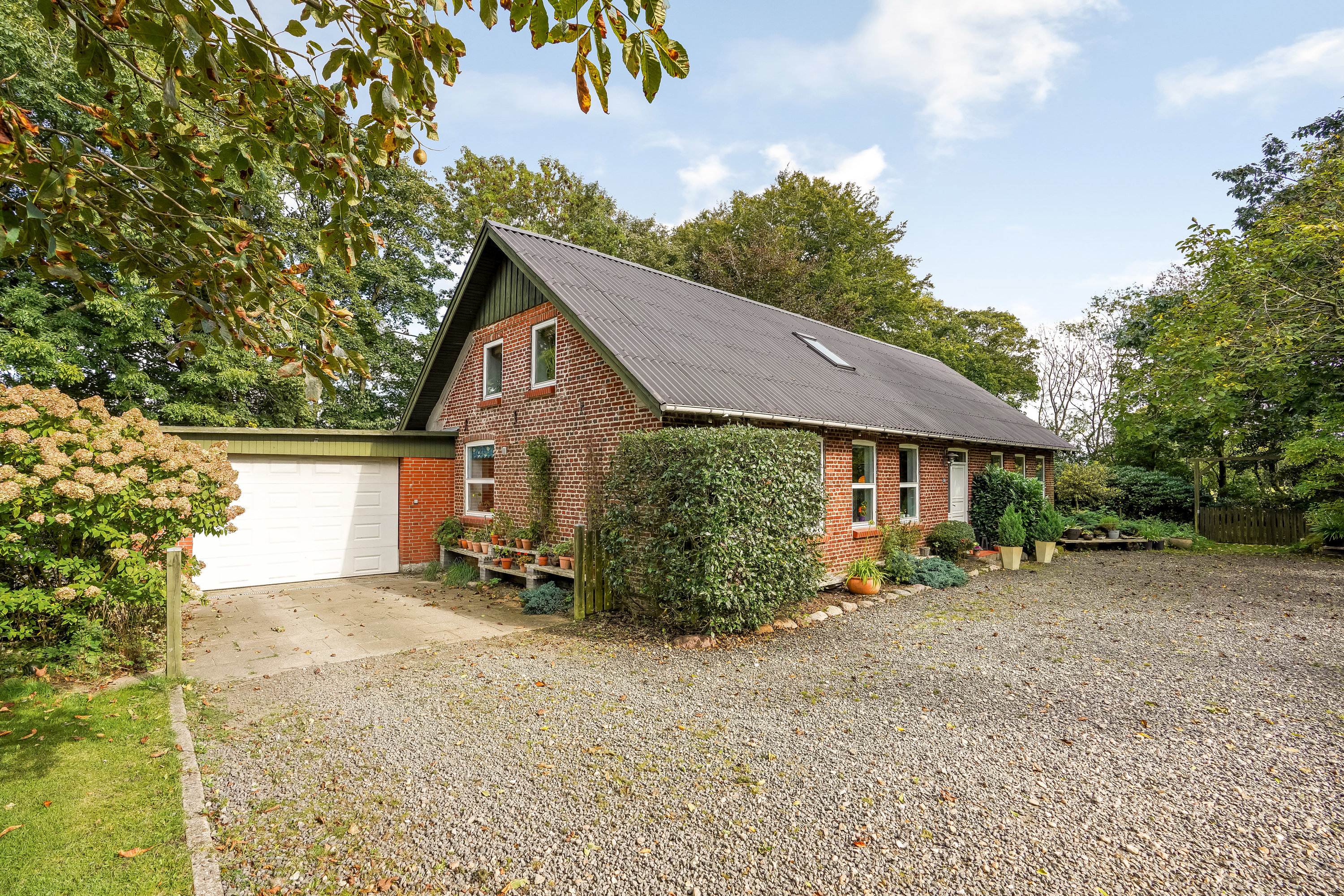 Fremhævet ejendommen billede i fuldskærmstilstand. Billede af Vejlevej 154, Riis, 7323 Give