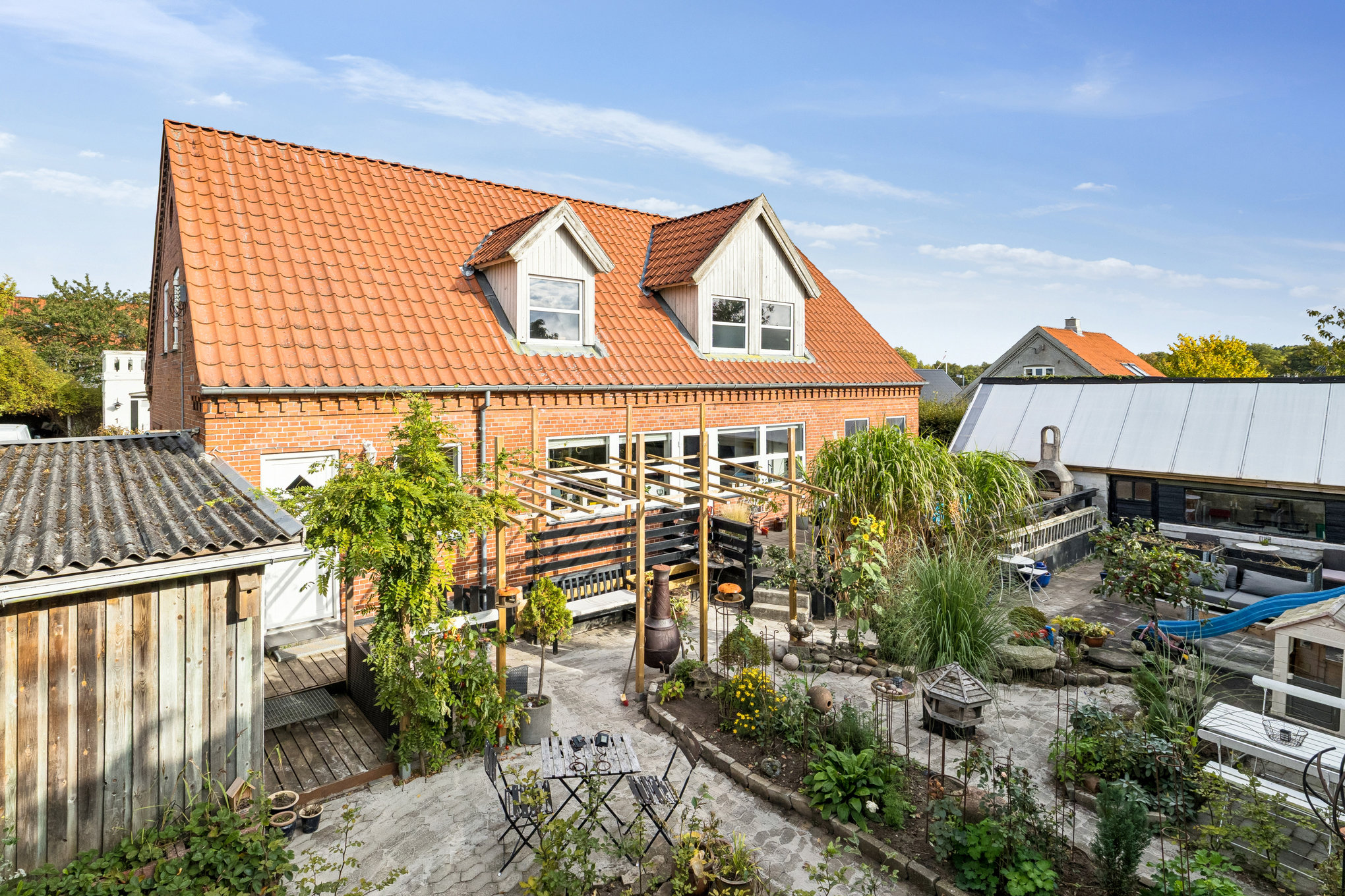 Fremhævet ejendom 1 billede i fuldskærmstilstand. Billede af Tværstien 8, 8870 Langå