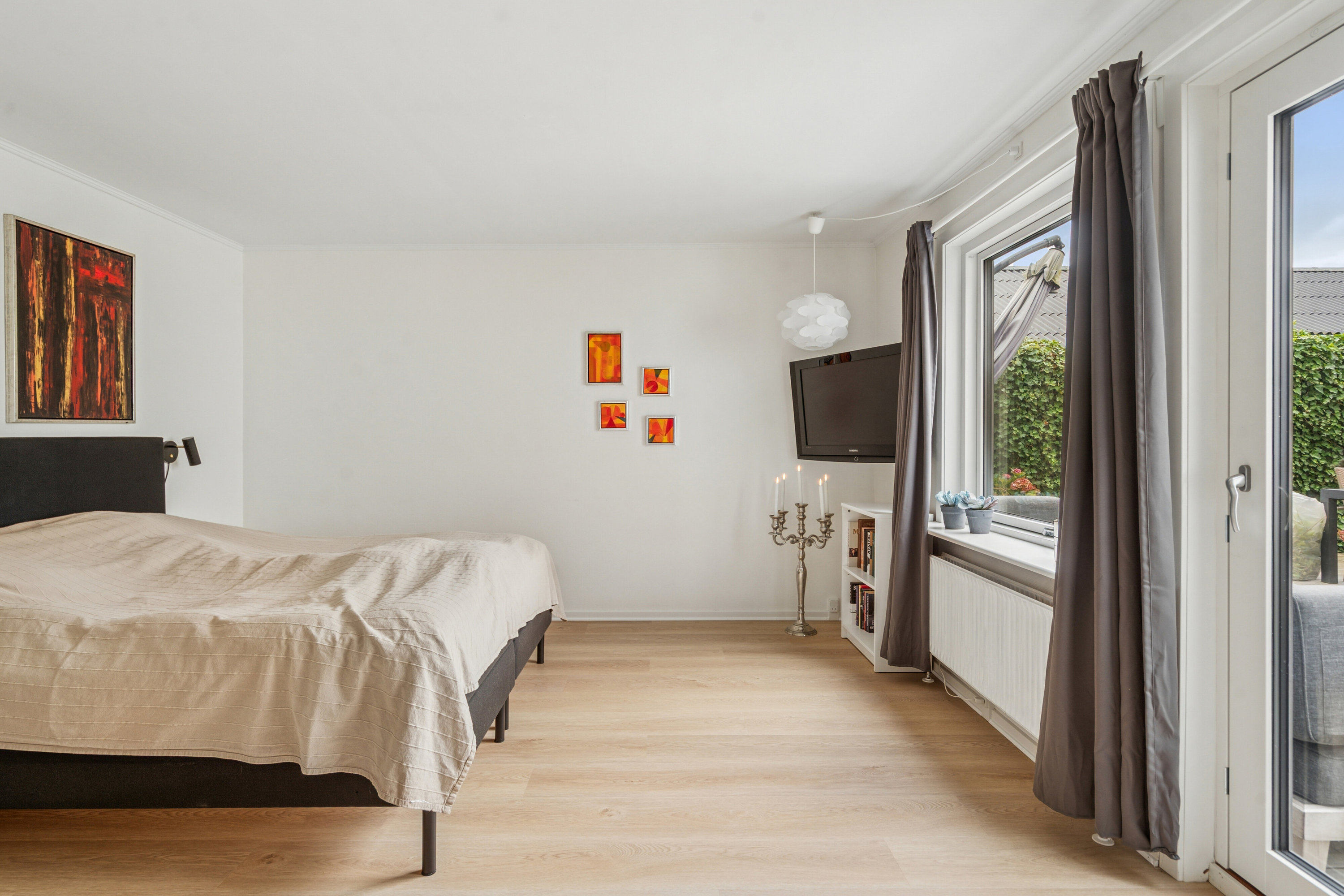 Fremhævet soveværelse billede i fuldskærmstilstand. Billede af Lumbyvej 55, 5000 Odense C