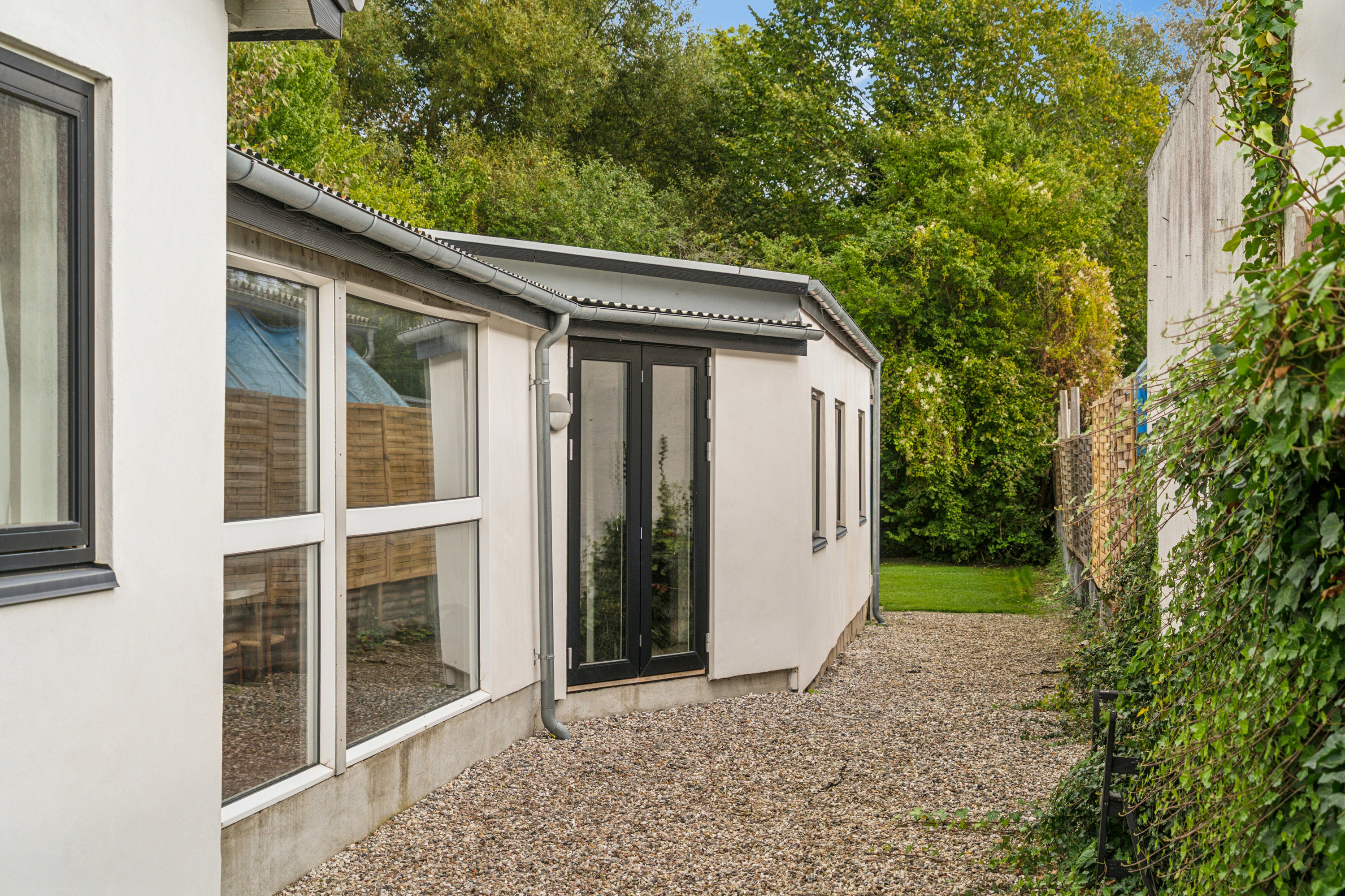 Fremhævet udendørs billede i fuldskærmstilstand. Billede af Lumbyvej 55, 5000 Odense C