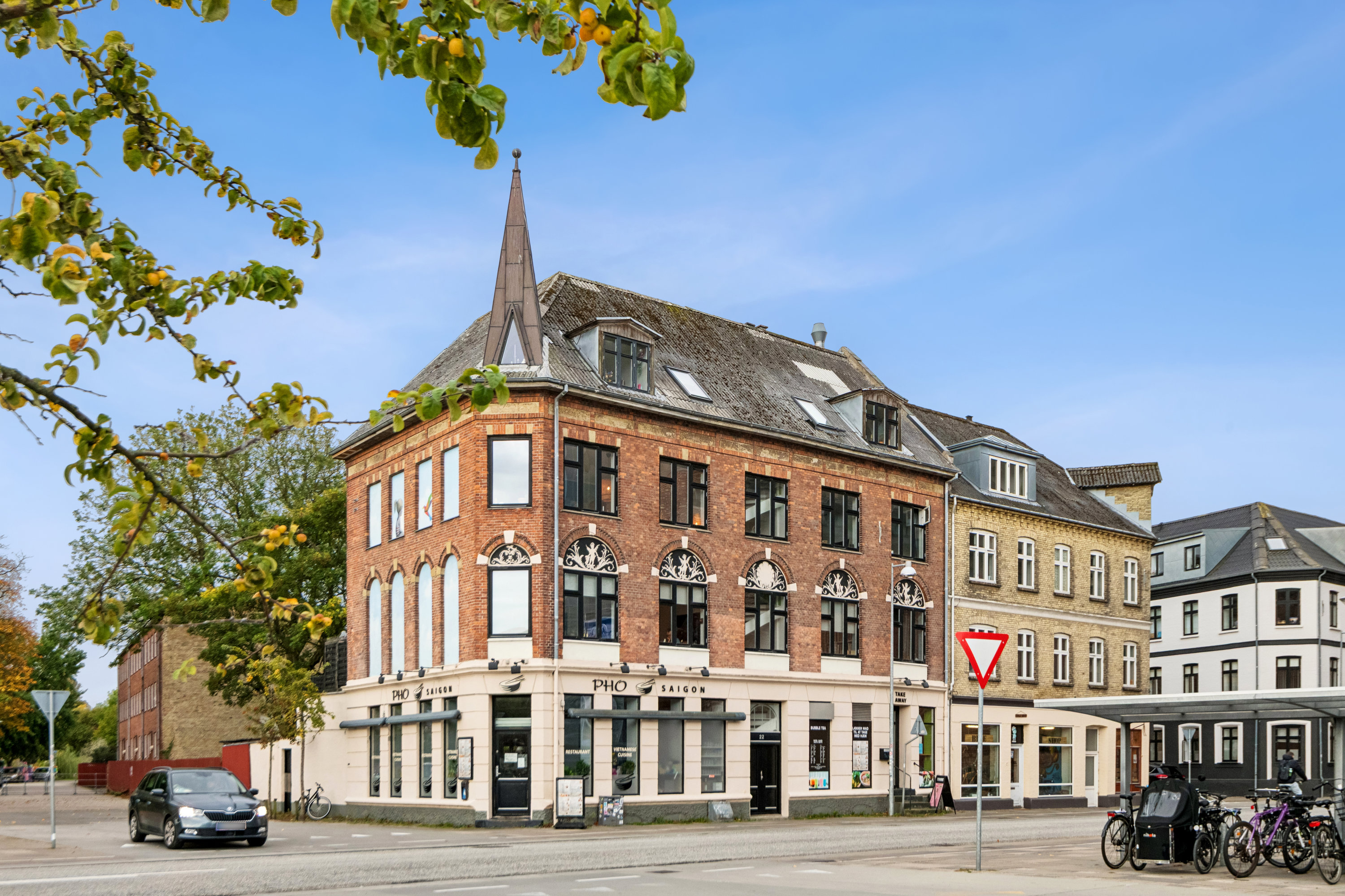 Fremhævet ejendom 1 billede i fuldskærmstilstand. Billede af Østerbro 22, 2. tv., 9000 Aalborg