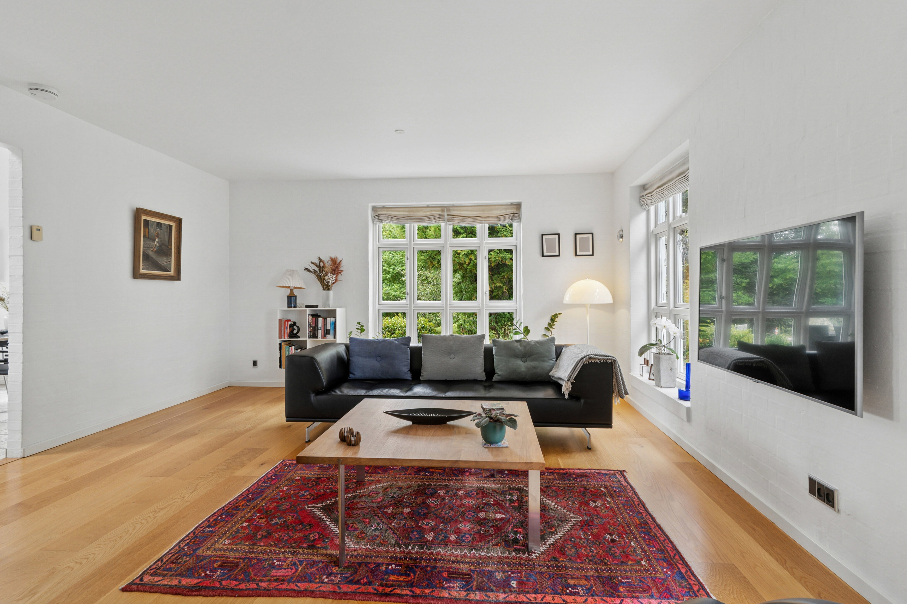 Fremhævet stue billede i fuldskærmstilstand. Billede af Kærvænget 23, Astrup, 9800 Hjørring