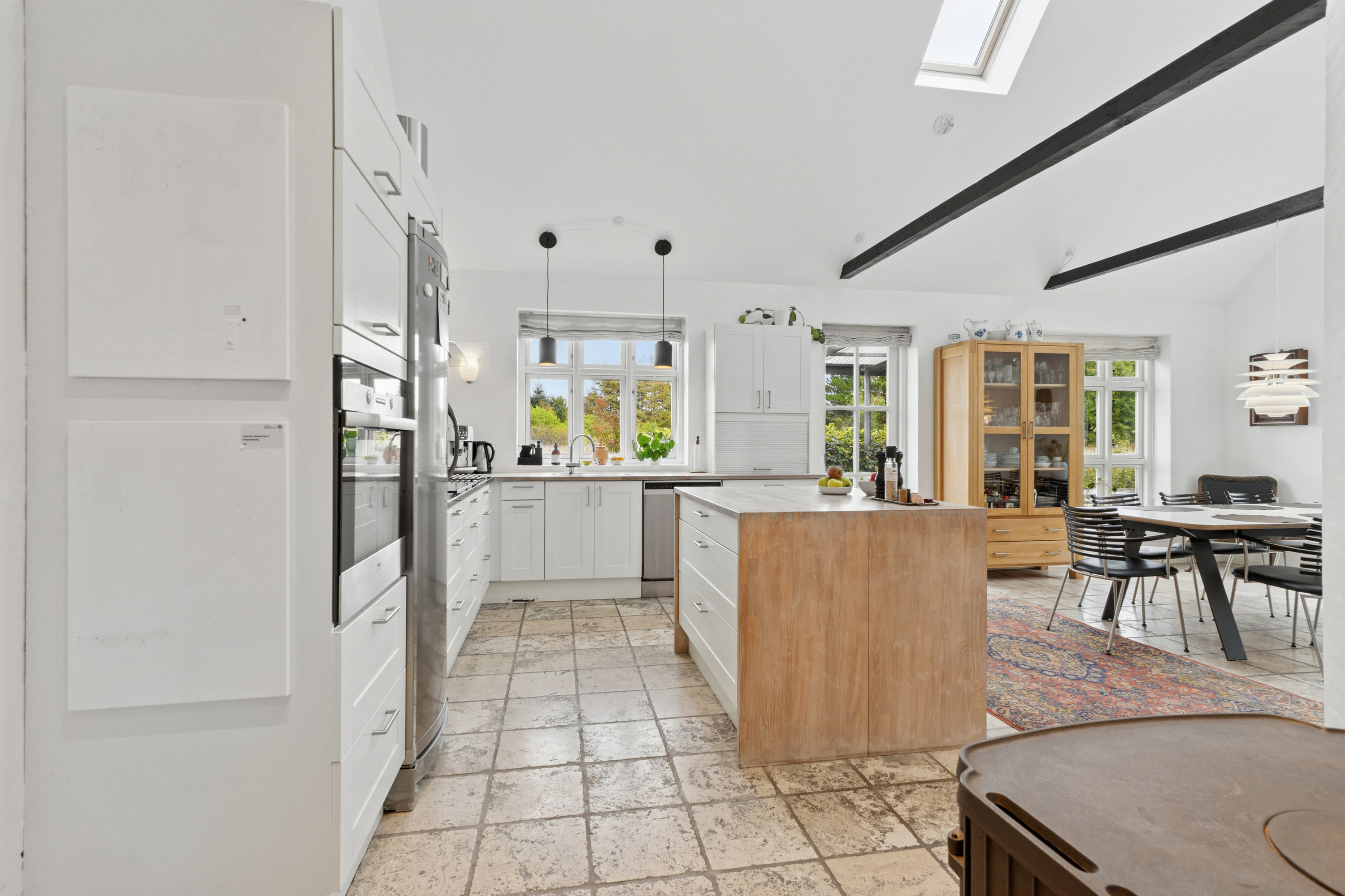 Fremhævet køkken billede i fuldskærmstilstand. Billede af Kærvænget 23, Astrup, 9800 Hjørring