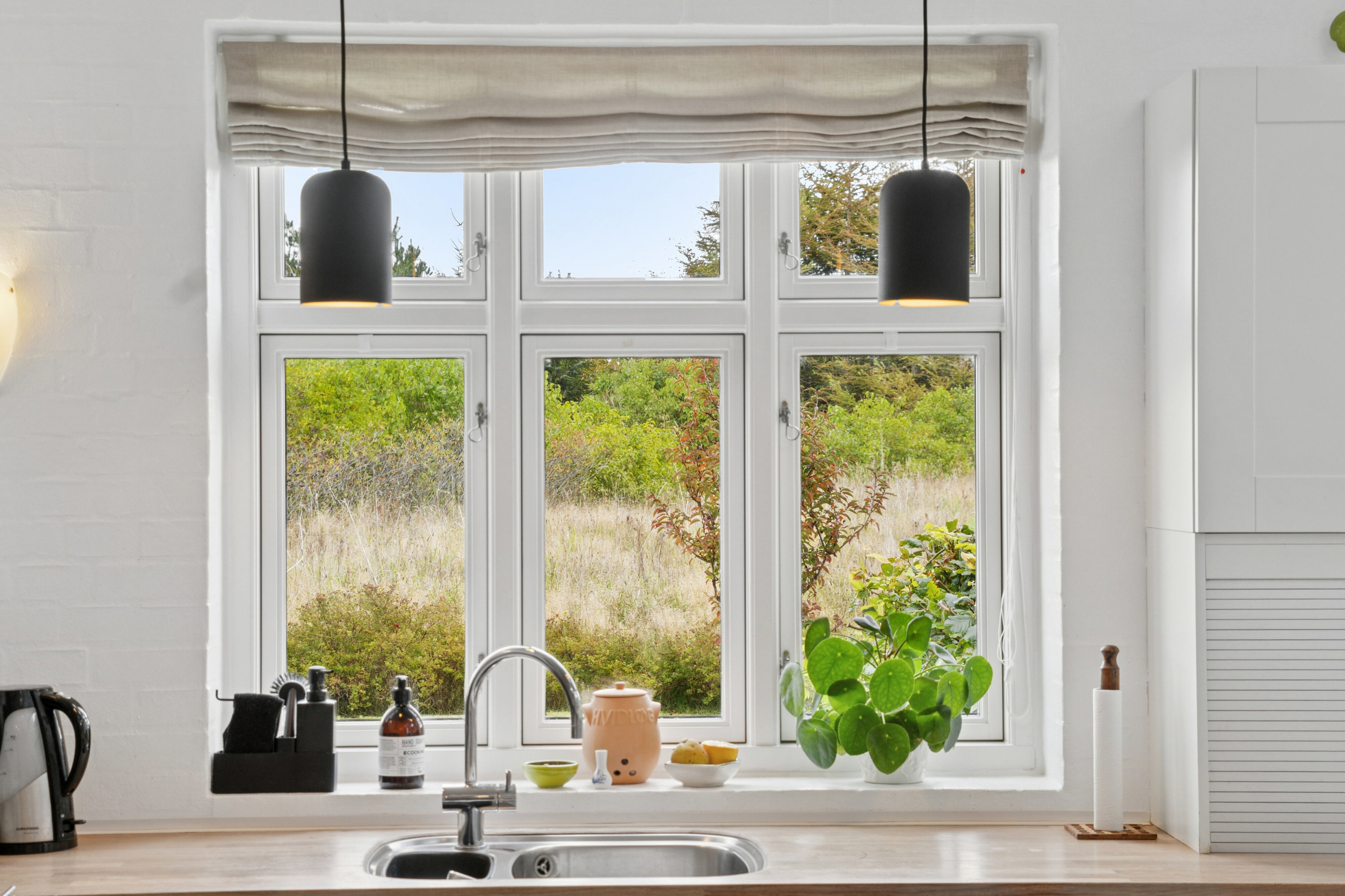 Fremhævet udsigt fra køkken billede i fuldskærmstilstand. Billede af Kærvænget 23, Astrup, 9800 Hjørring