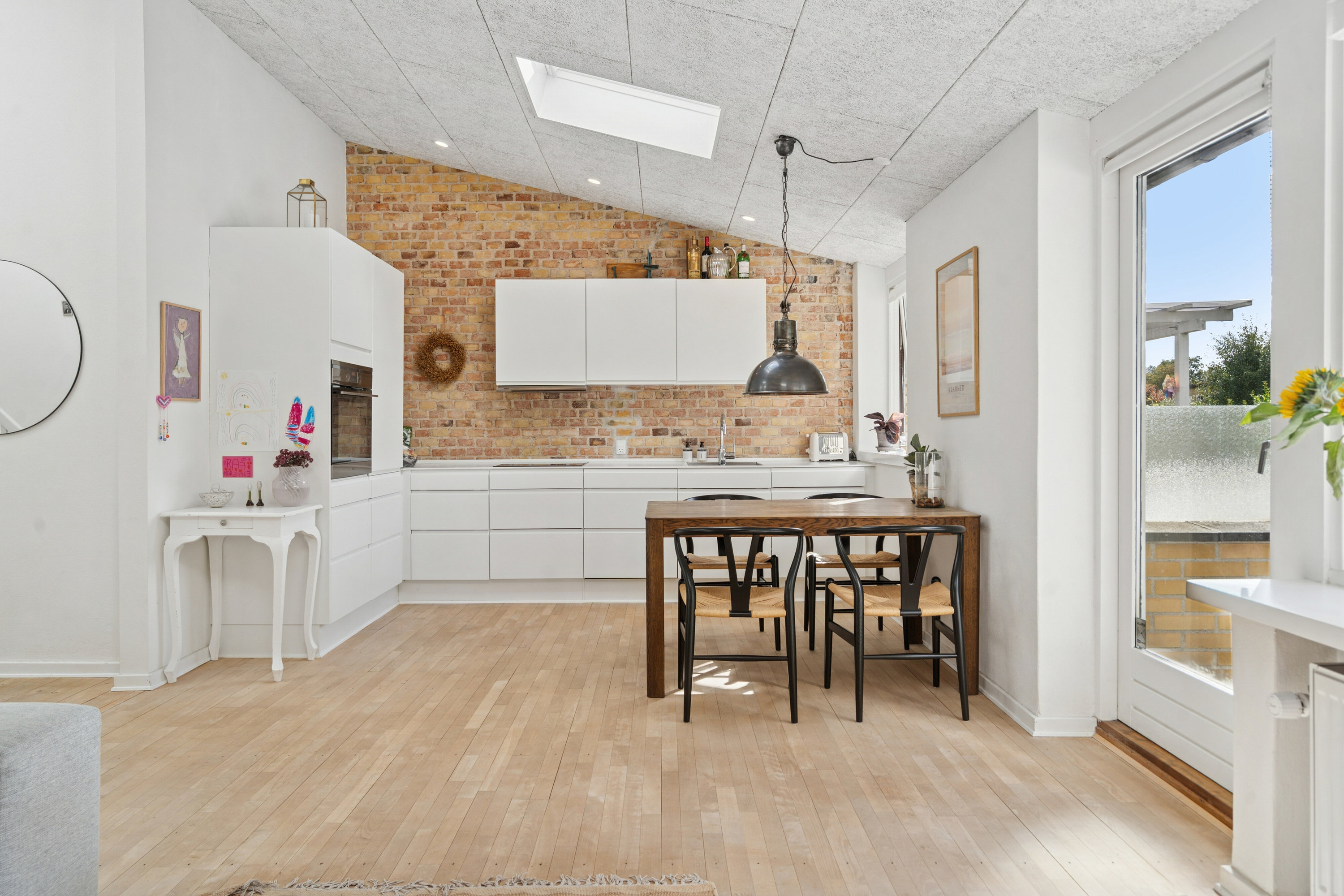 Miniaturebillede 1: køkken. Billede af Carlsen-Skiødts Vej 25, 5220 Odense SØ