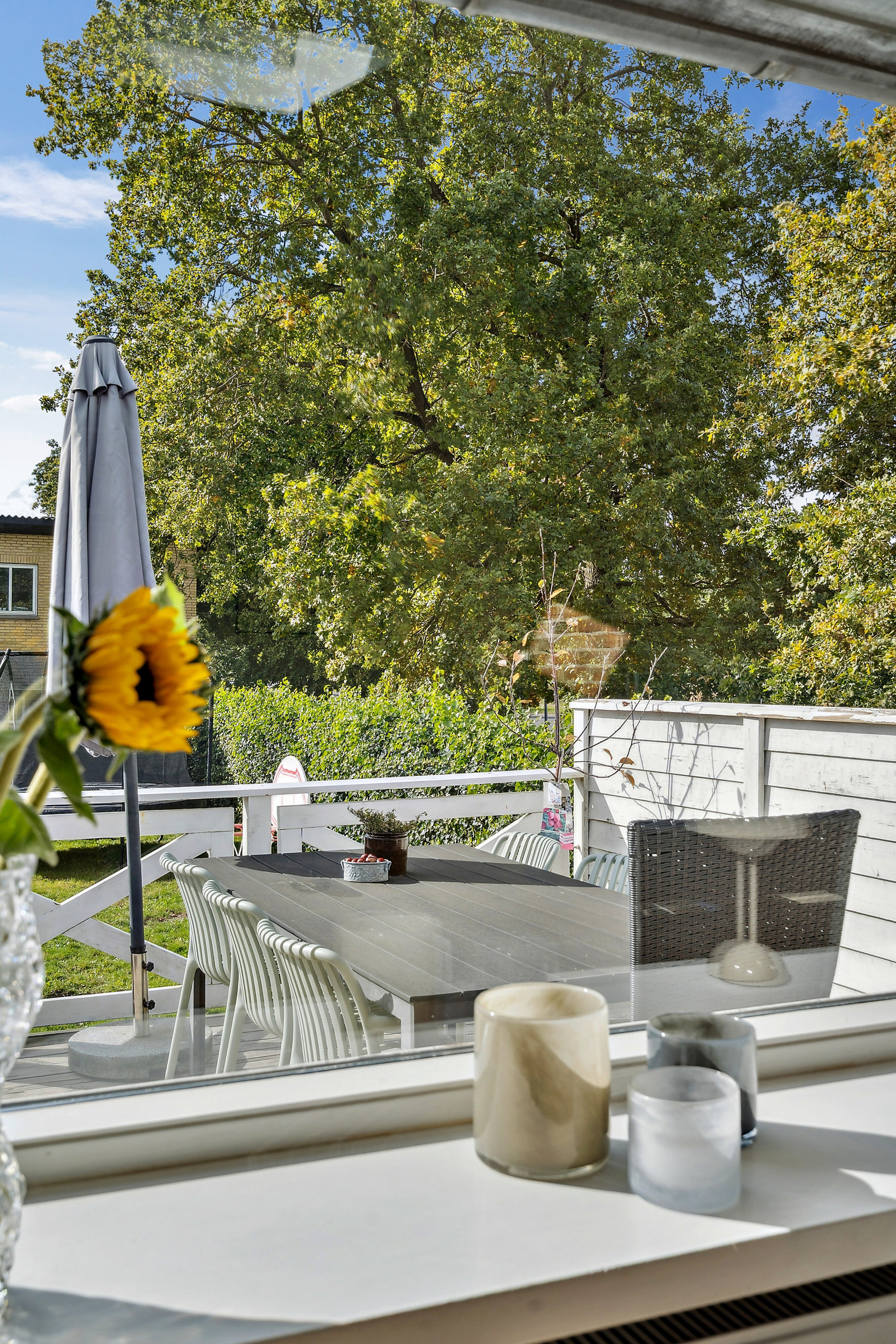 Fremhævet stue billede i fuldskærmstilstand. Billede af Carlsen-Skiødts Vej 25, 5220 Odense SØ