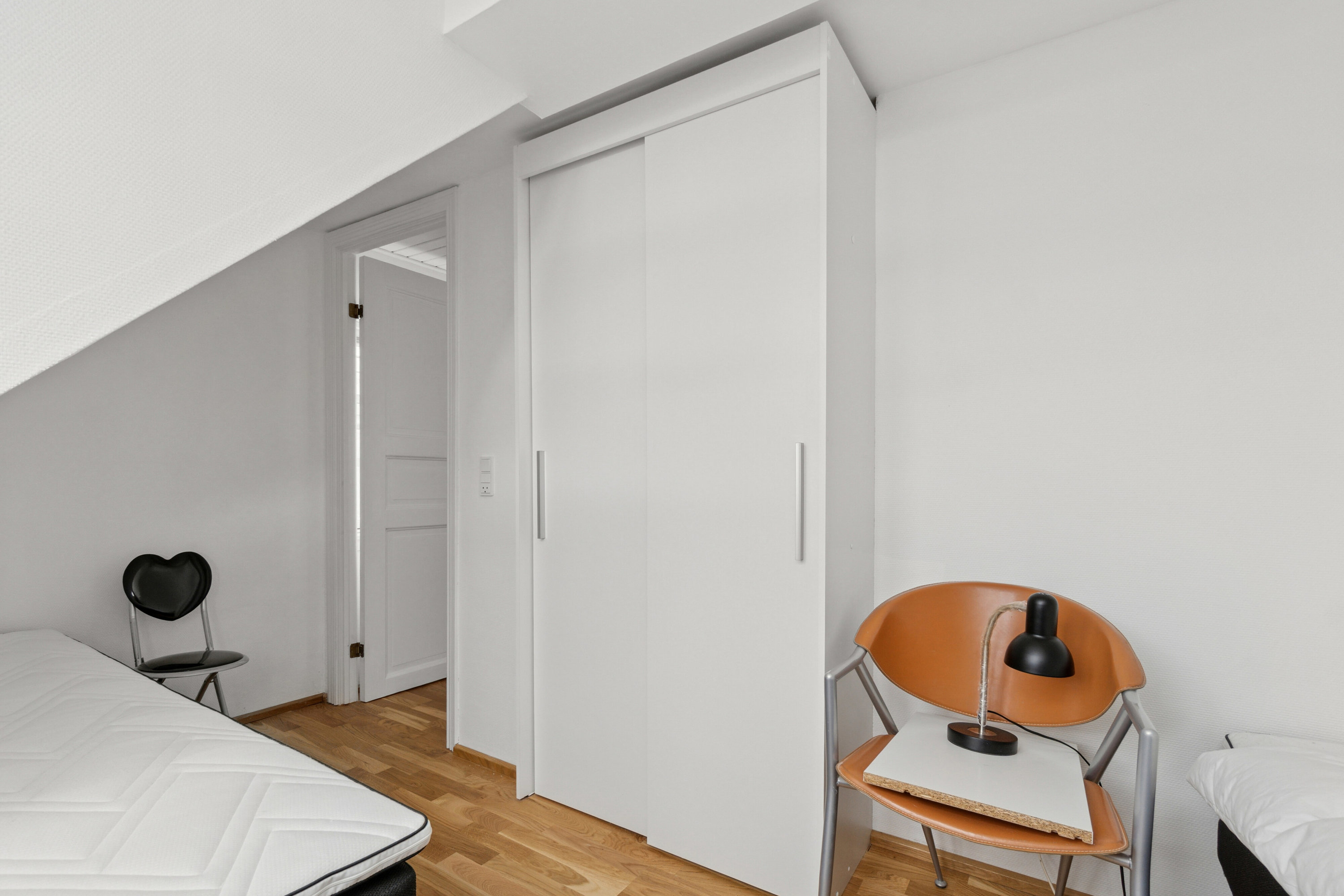 Fremhævet soveværelse billede i fuldskærmstilstand. Billede af Voldgade 35, Rønne, 3700 Rønne