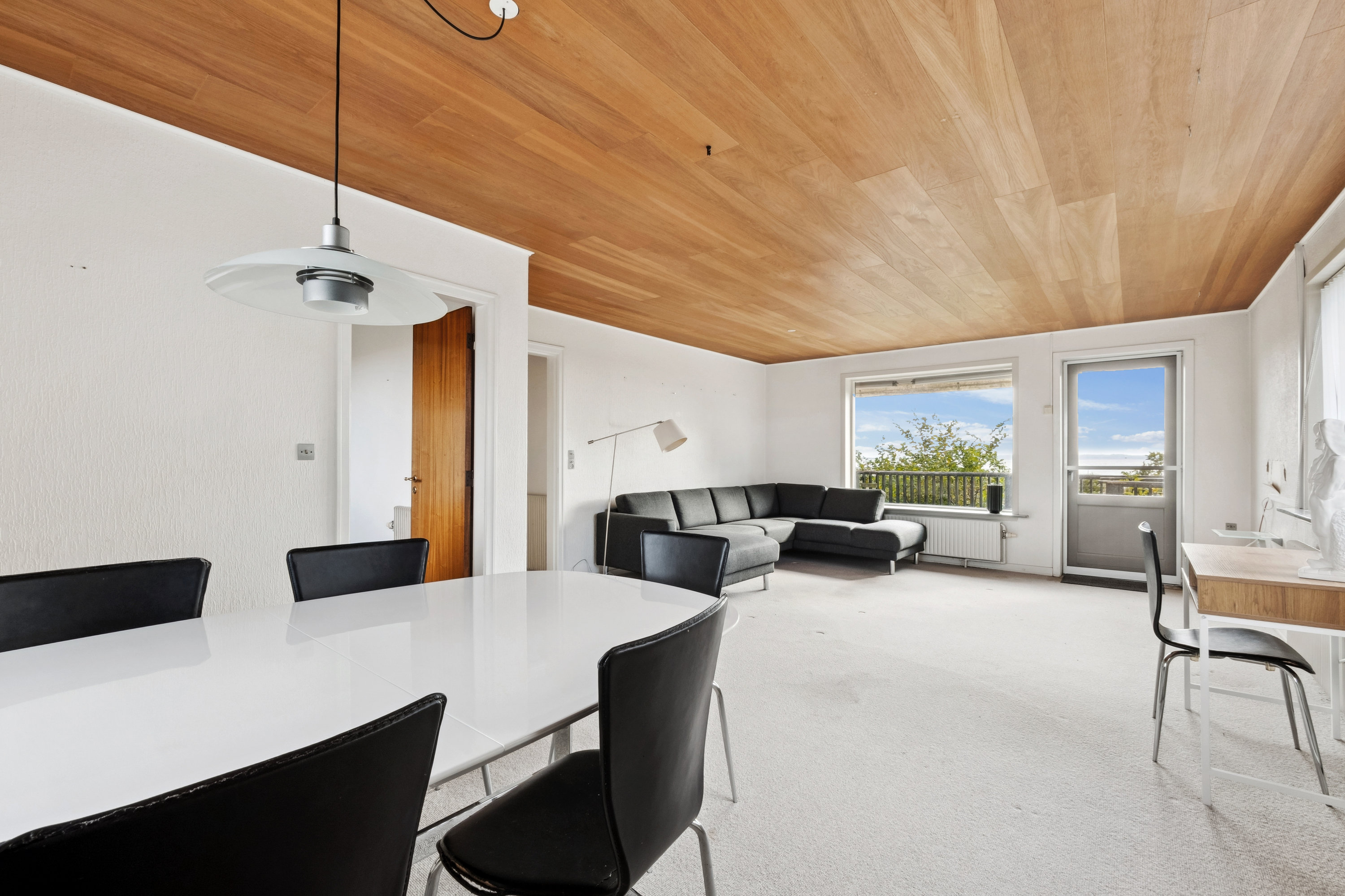 Fremhævet stue billede i fuldskærmstilstand. Billede af Bakkevænget 32, Sønder Dråby, 7900 Nykøbing M