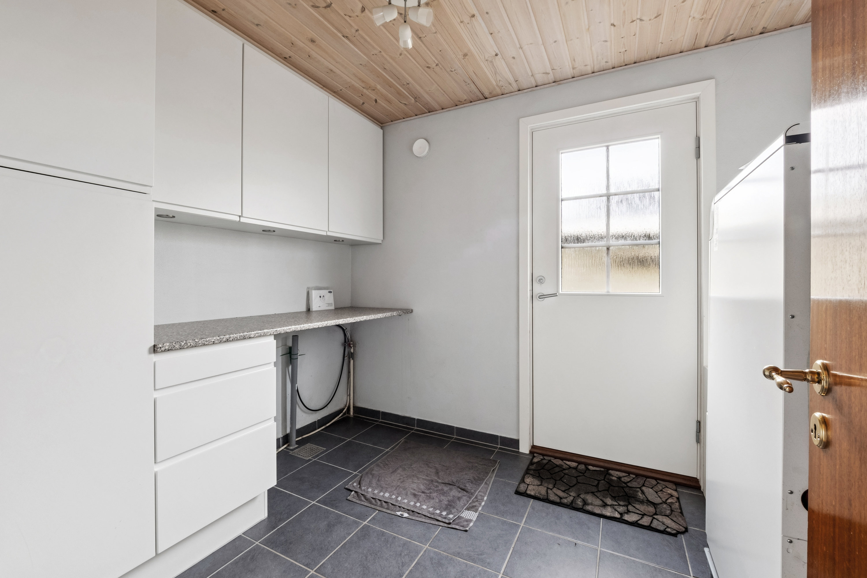 Fremhævet badeværelse billede i fuldskærmstilstand. Billede af Bakkevænget 32, Sønder Dråby, 7900 Nykøbing M