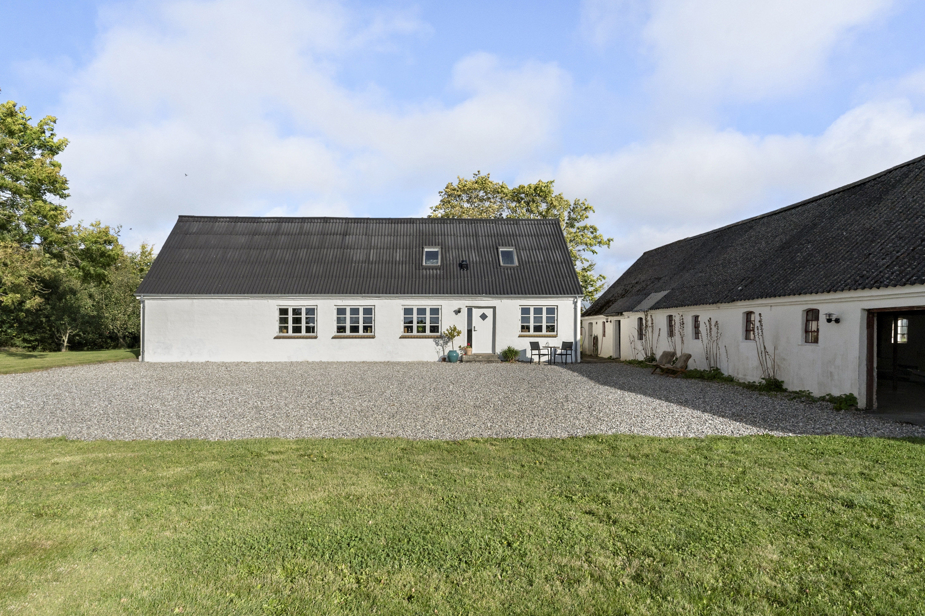 Fremhævet ejendommen billede i fuldskærmstilstand. Billede af Korsbækdal 4, 7150 Barrit