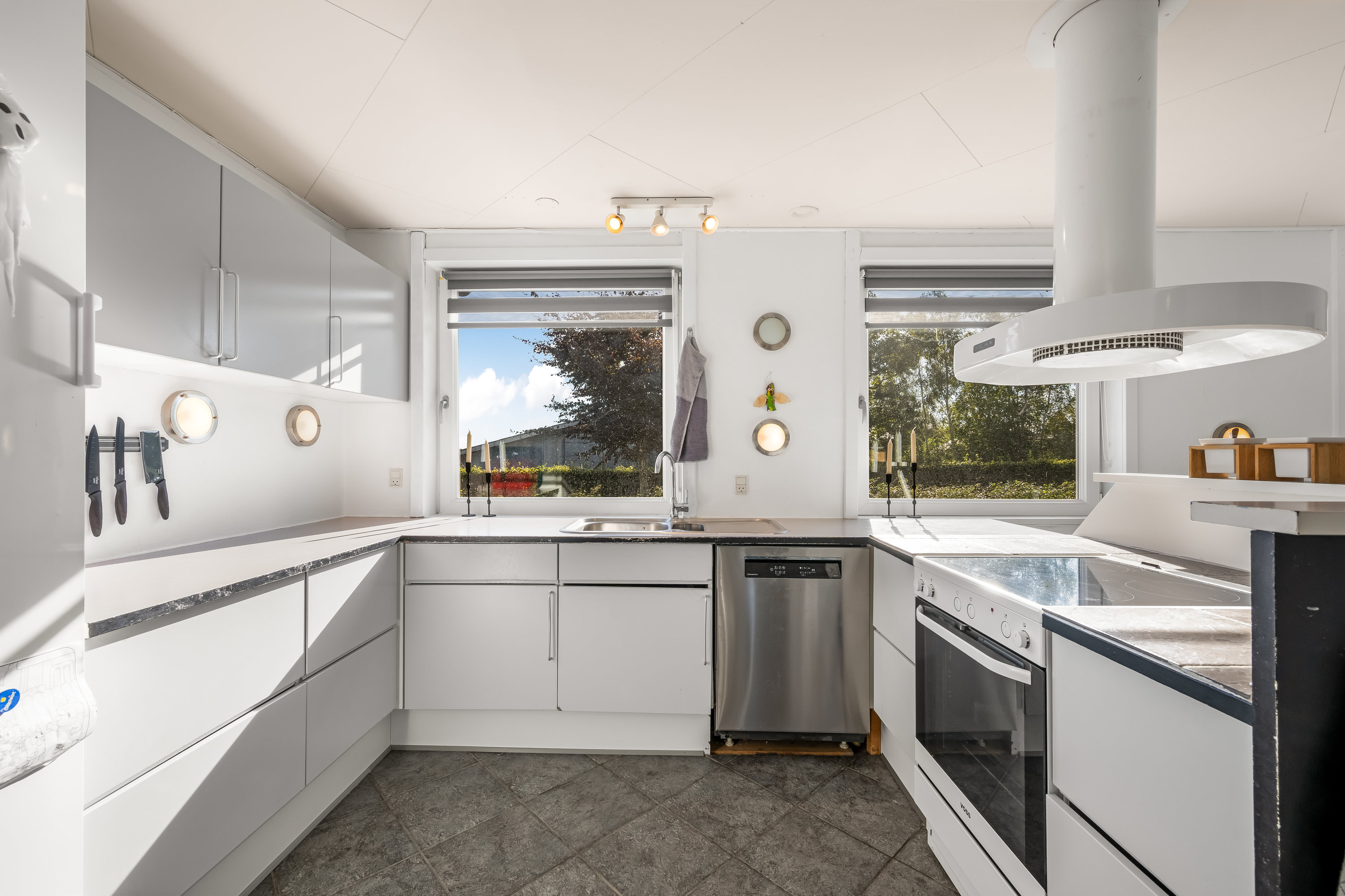 Fremhævet køkken billede i fuldskærmstilstand. Billede af Kildevej 10, 6971 Spjald