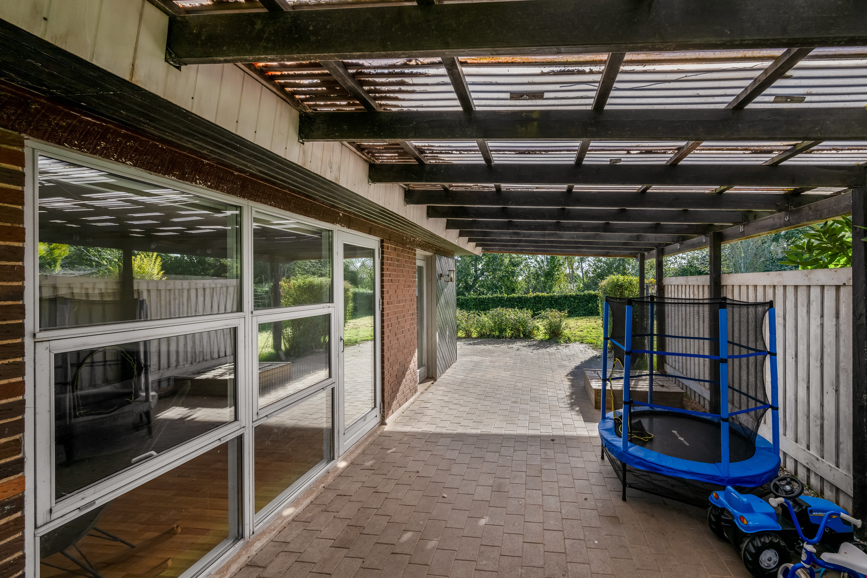 Fremhævet overdækket terrasse billede i fuldskærmstilstand. Billede af Kildevej 10, 6971 Spjald