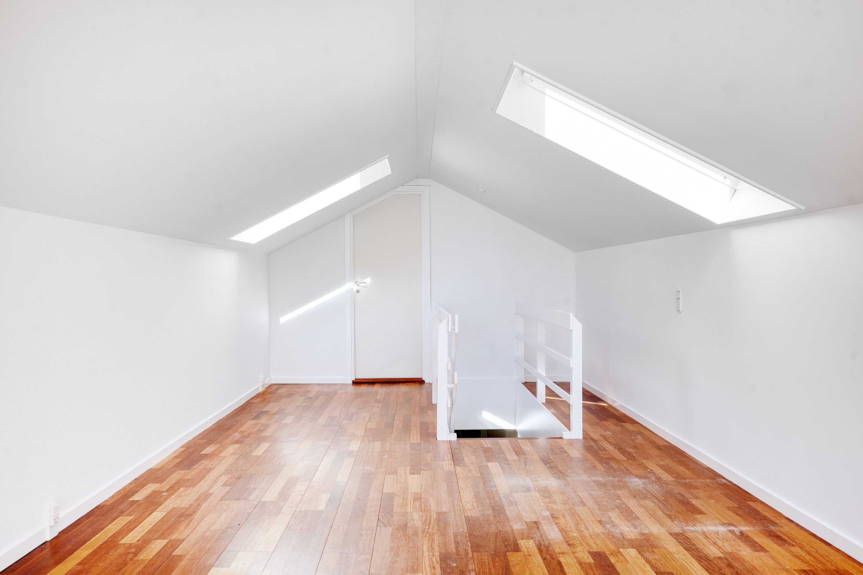 Fremhævet 1. sal billede i fuldskærmstilstand. Billede af Bakkegårdsvej 311, 3050 Humlebæk