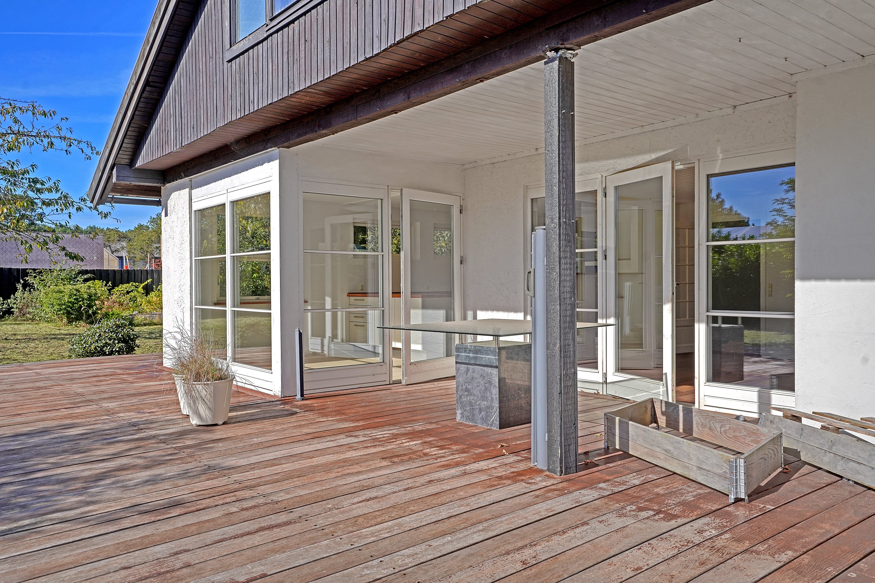 Miniaturebillede 1: terrasse. Billede af Bakkegårdsvej 311, 3050 Humlebæk