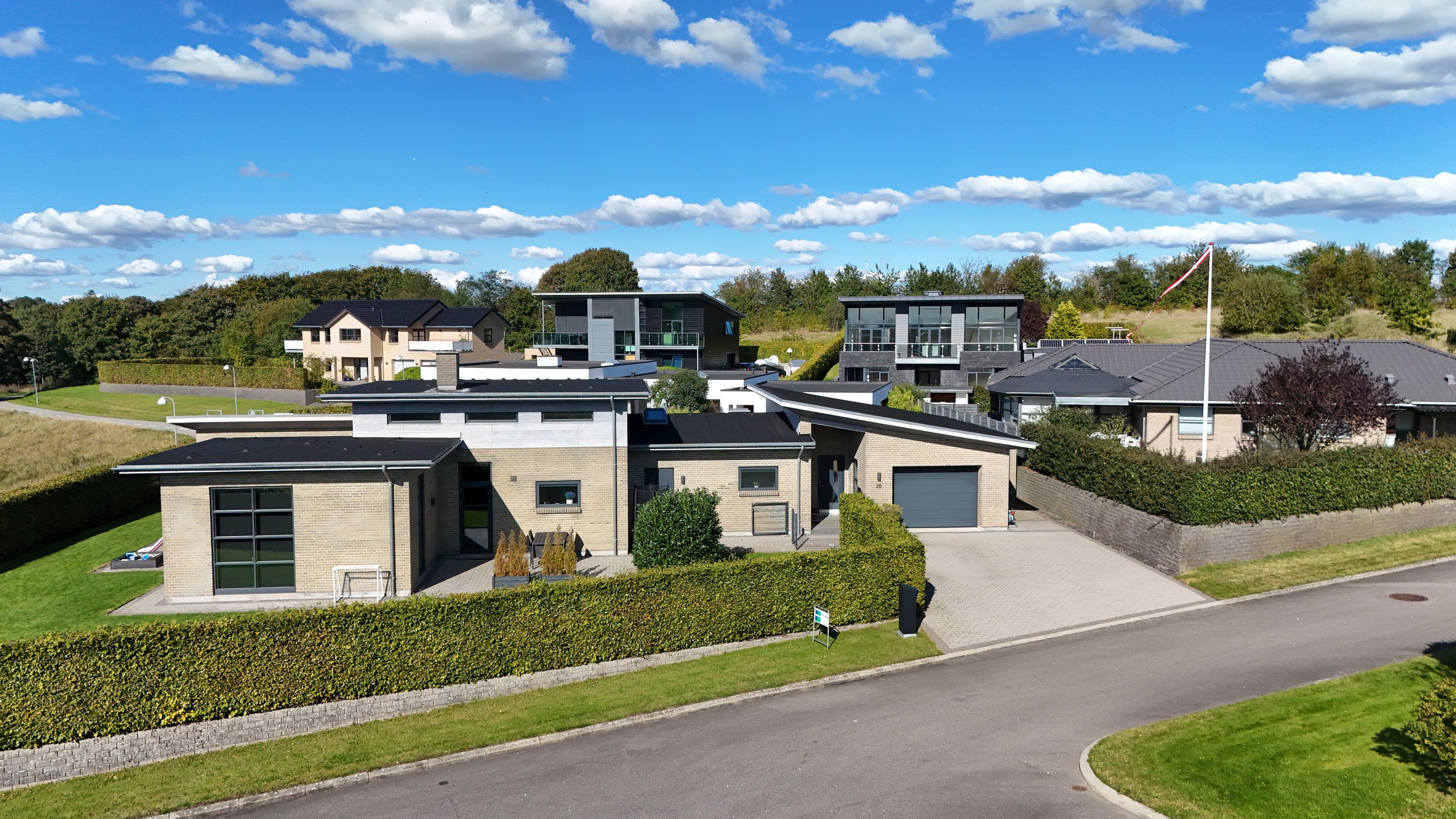 Fremhævet luftfoto billede i fuldskærmstilstand. Billede af Hostrupkrogen 26, 9500 Hobro