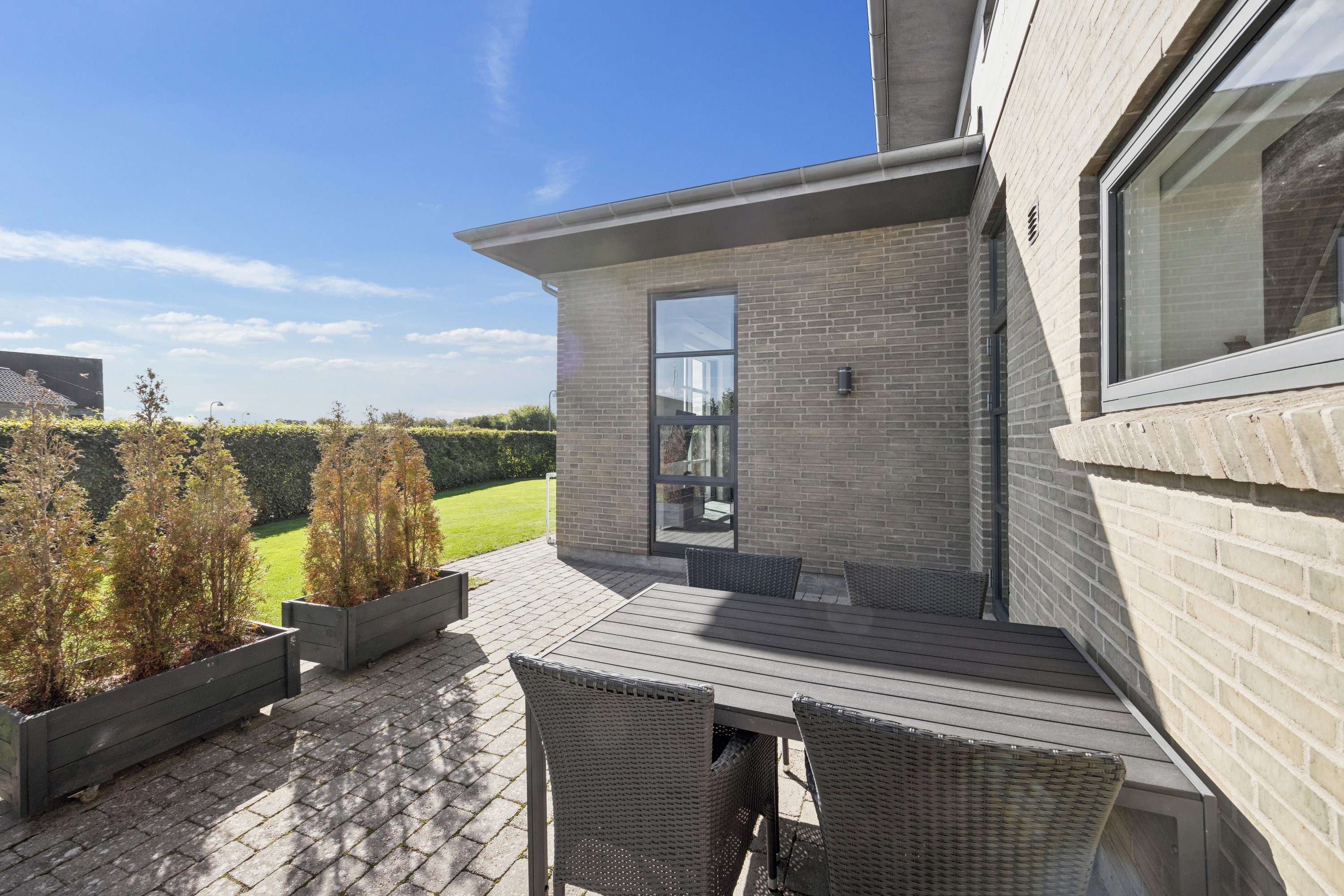 Fremhævet terrasse billede i fuldskærmstilstand. Billede af Hostrupkrogen 26, 9500 Hobro