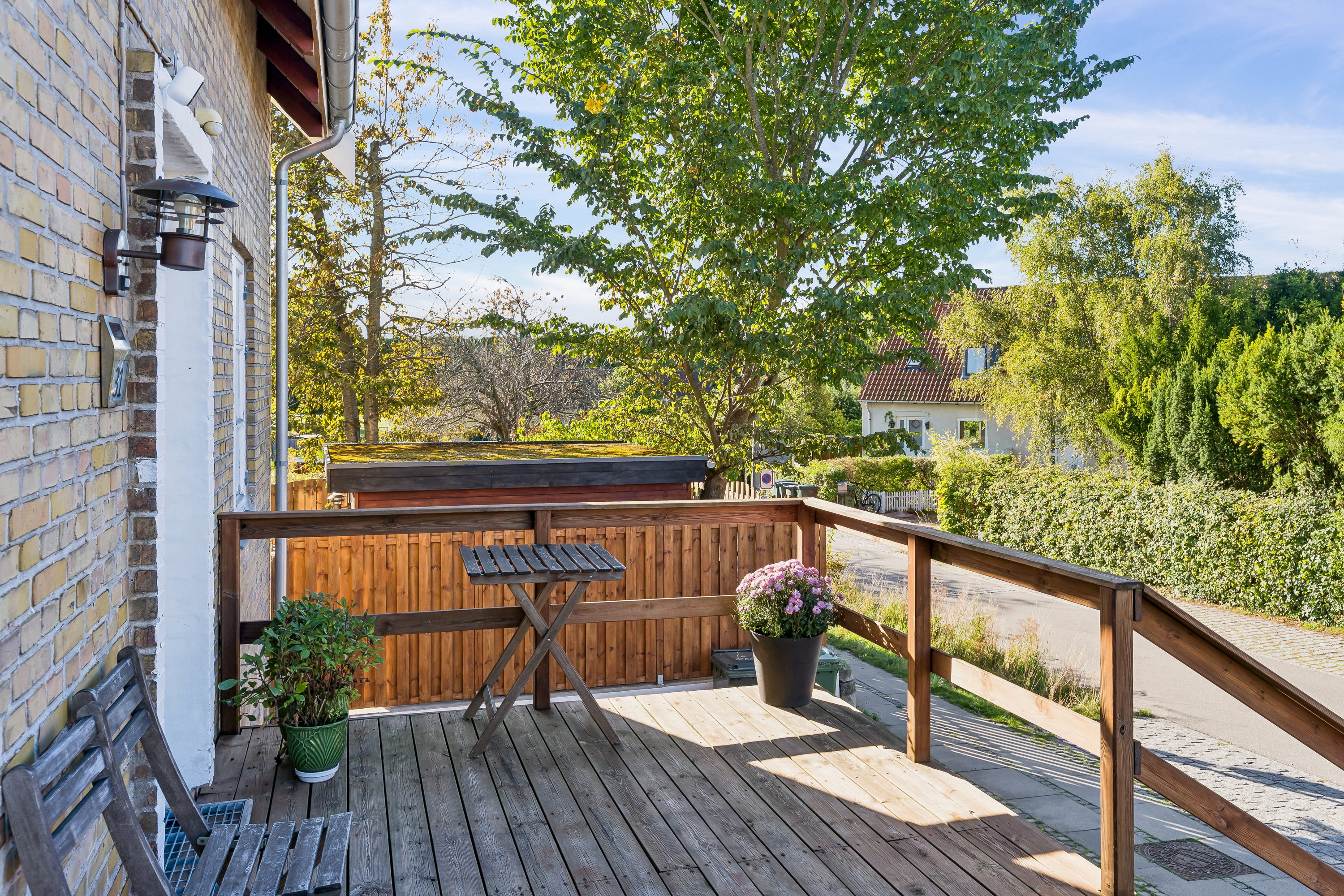 Fremhævet terrasse billede i fuldskærmstilstand. Billede af Kornmarken 31, 2880 Bagsværd