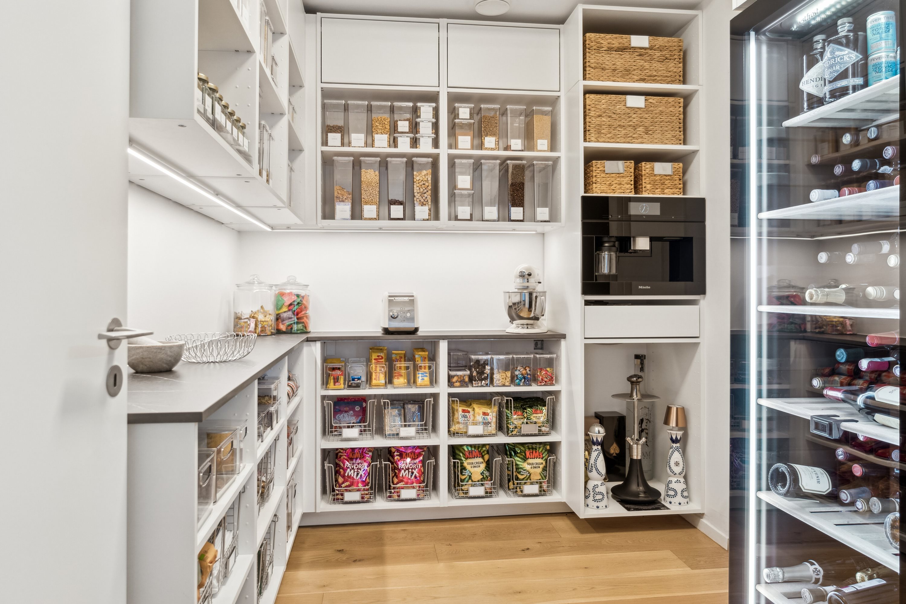 Fremhævet indendørs billede i fuldskærmstilstand. Billede af Knud Kristensens Gade 12, 2300 København S