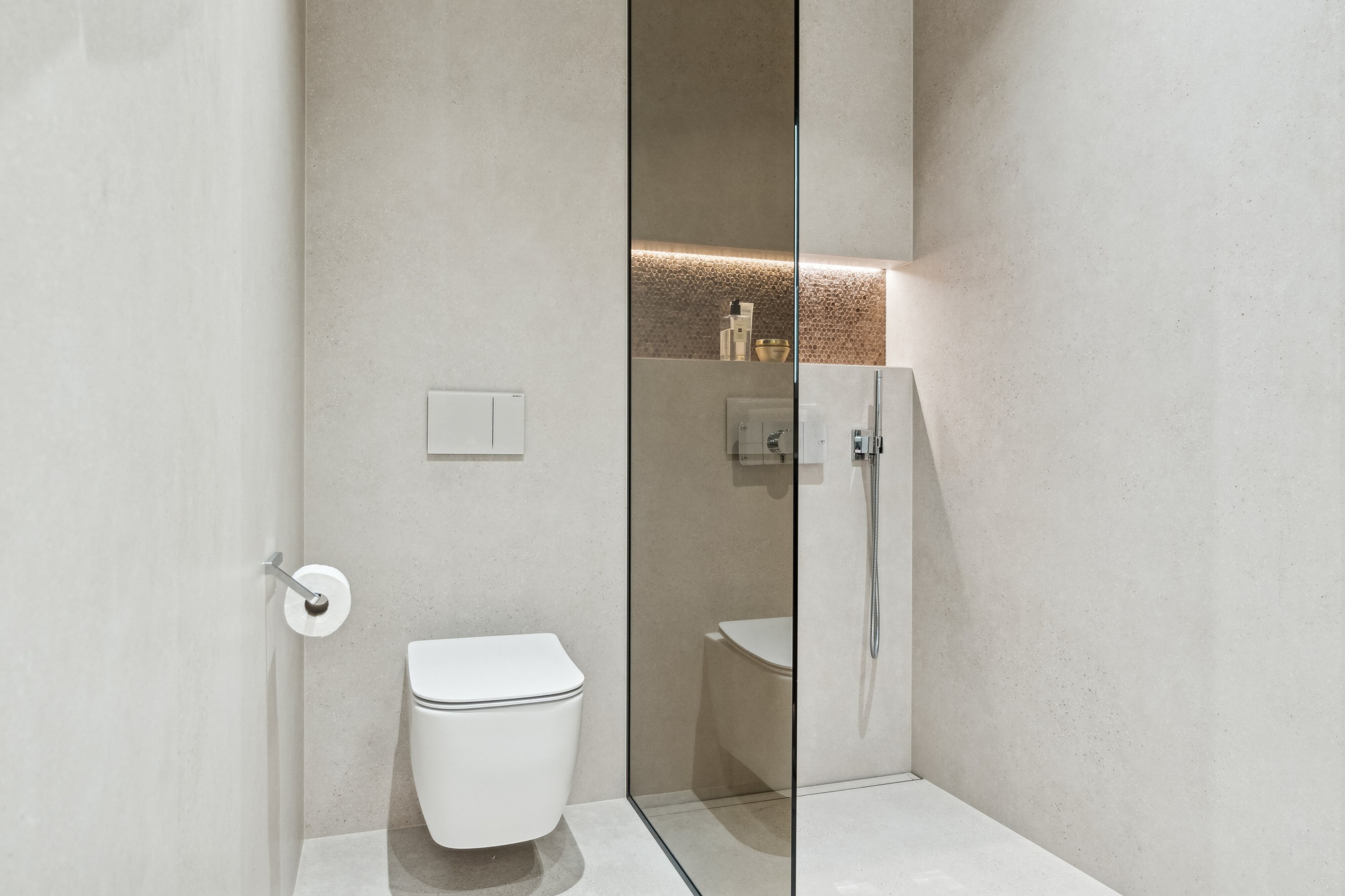 Fremhævet badeværelse billede i fuldskærmstilstand. Billede af Knud Kristensens Gade 12, 2300 København S