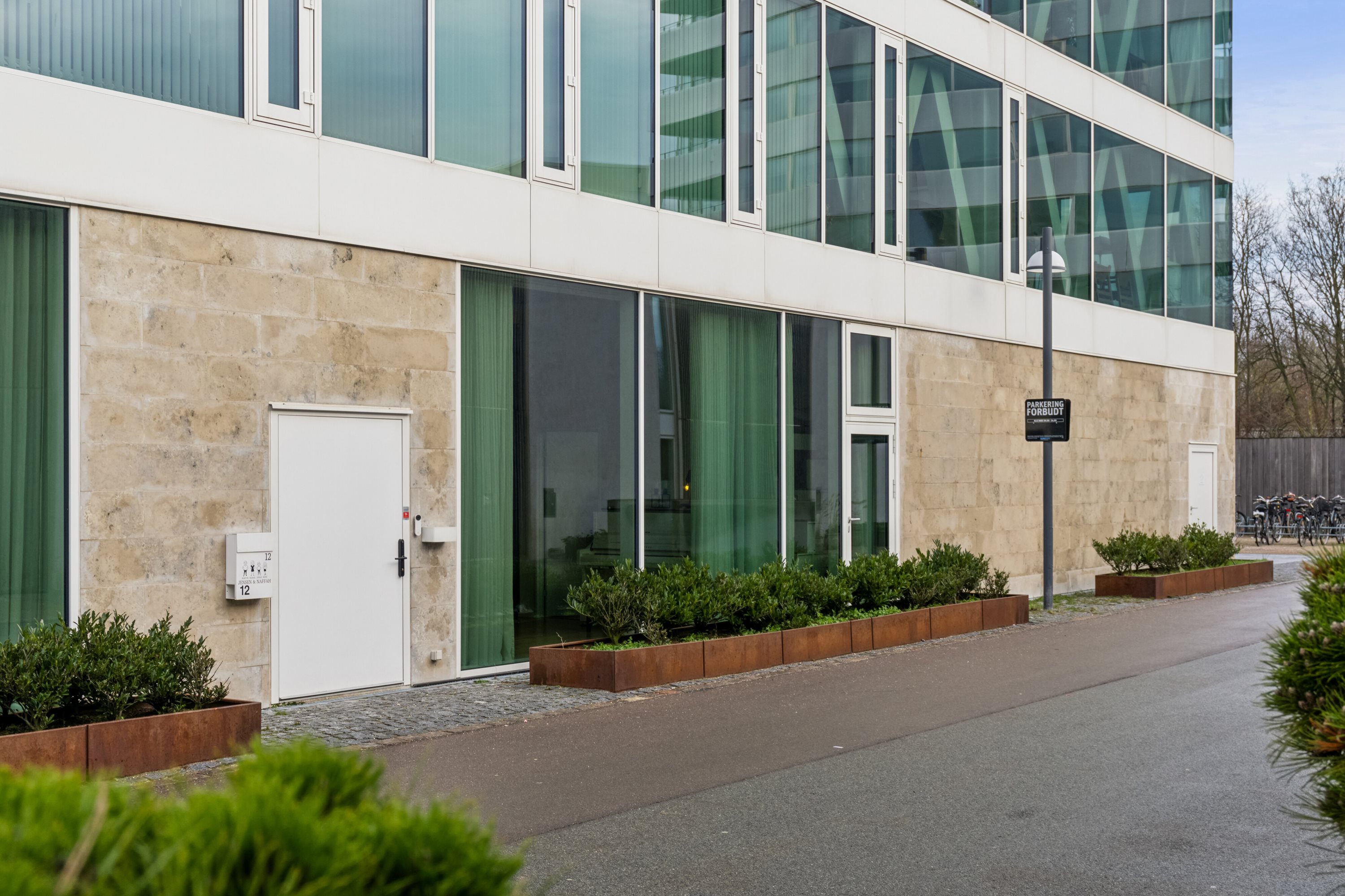 Fremhævet udendørs billede i fuldskærmstilstand. Billede af Knud Kristensens Gade 12, 2300 København S