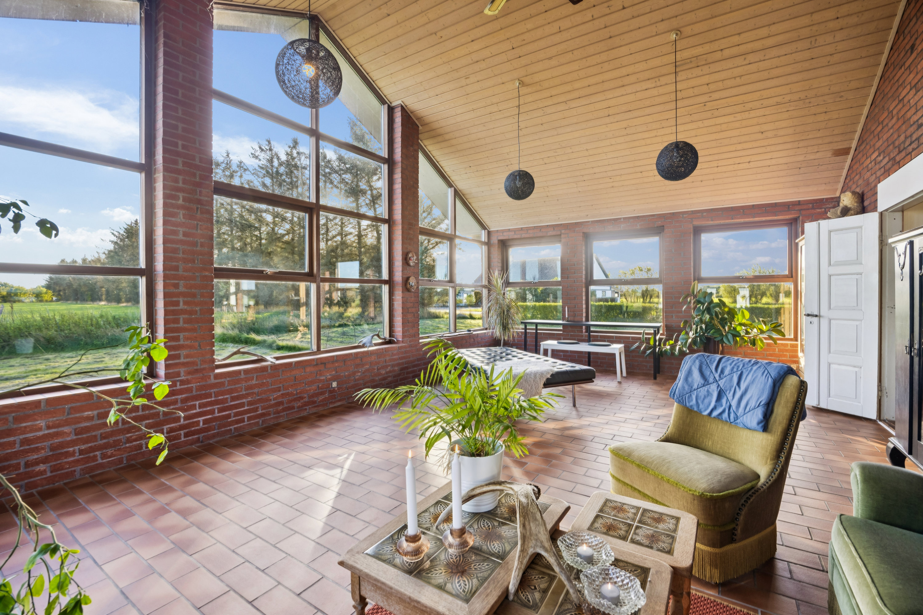 Fremhævet stue billede i fuldskærmstilstand. Billede af Tranekærvej 25, Kaas, 9490 Pandrup