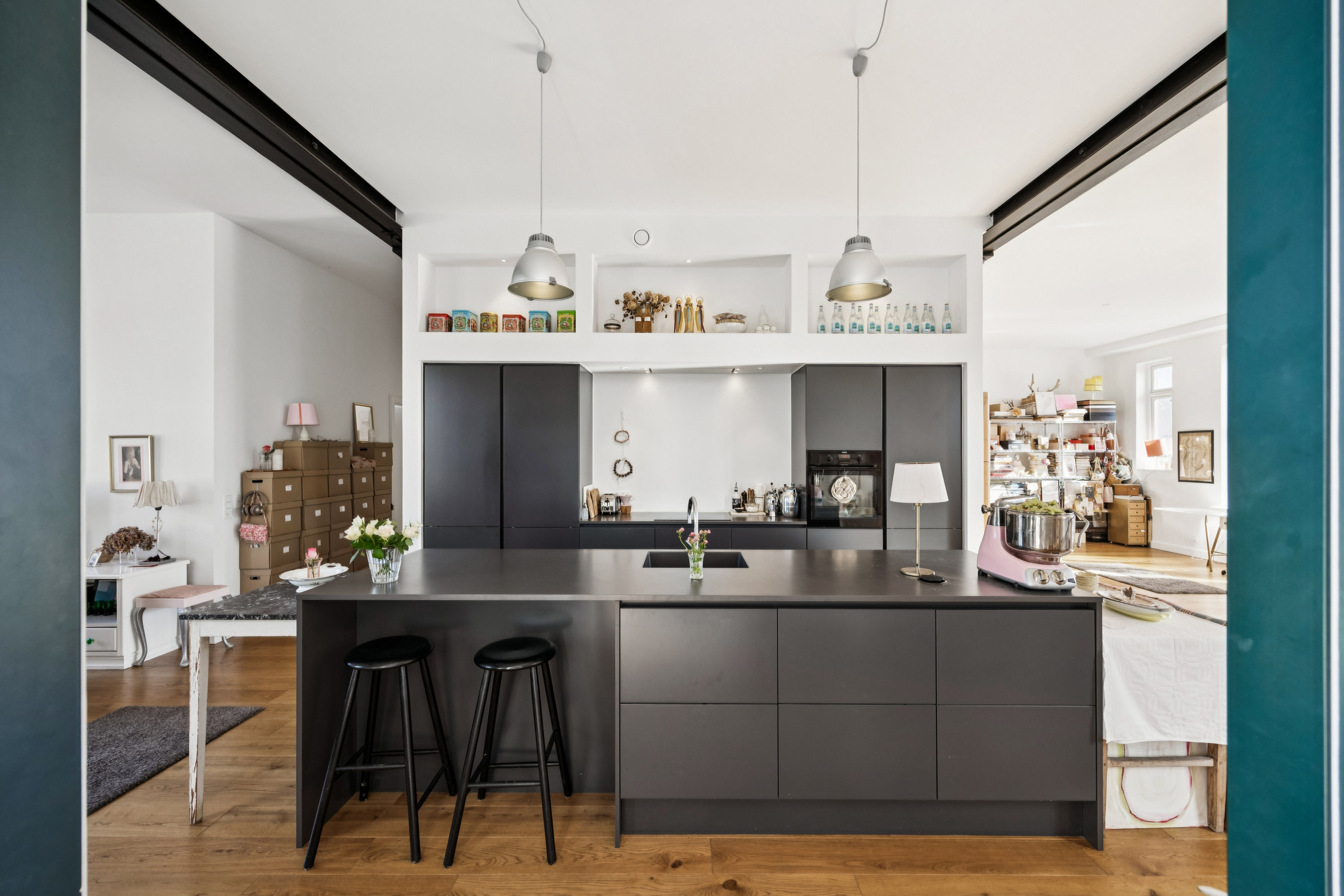 Fremhævet køkken billede i fuldskærmstilstand. Billede af Svend Trøsts Vej 21, 3. tv., 1912 Frederiksberg C