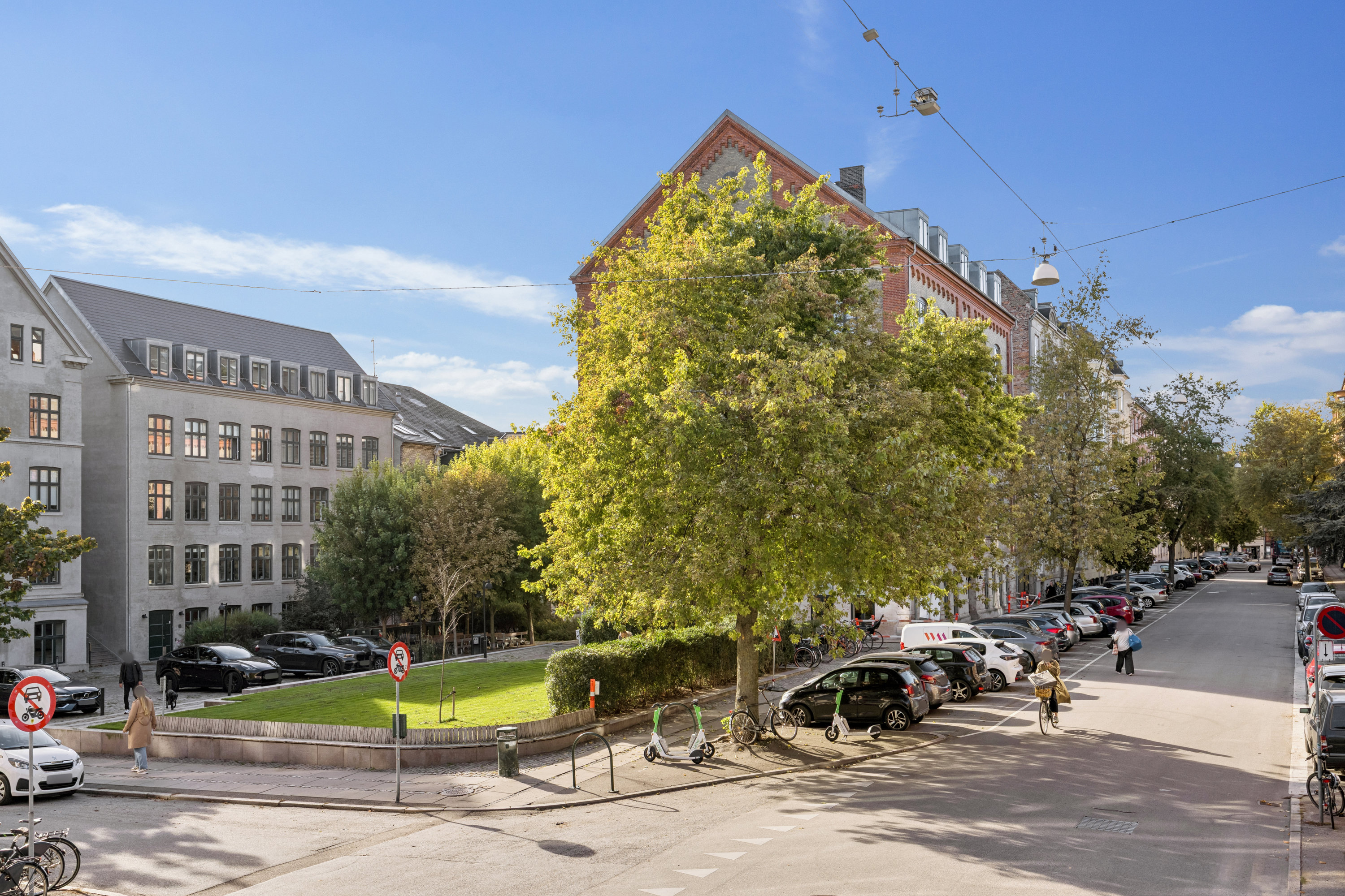 Fremhævet ejendom 1 billede i fuldskærmstilstand. Billede af Svend Trøsts Vej 21, 3. tv., 1912 Frederiksberg C