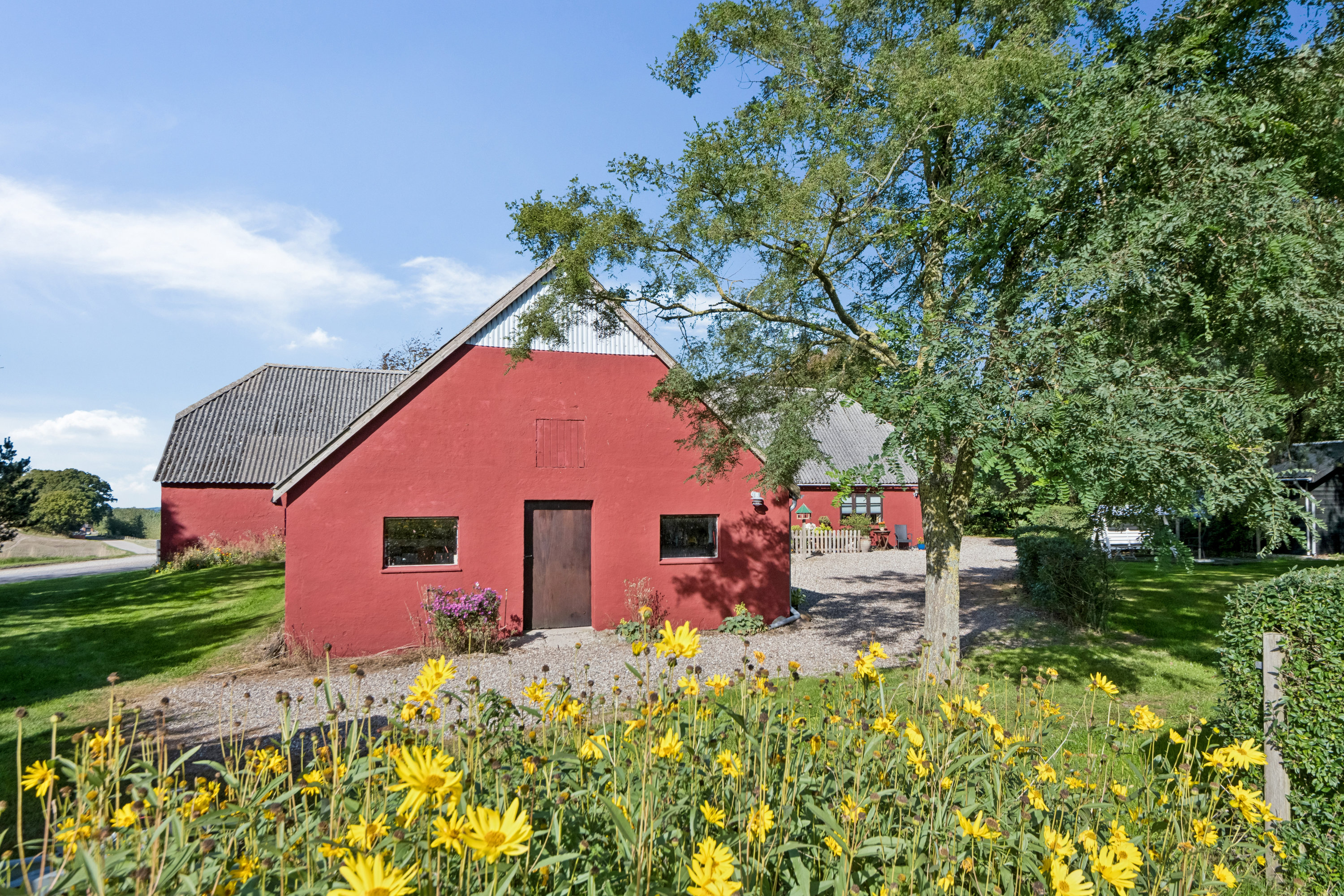 Fremhævet ejendom 1 billede i fuldskærmstilstand. Billede af Vårvej 51, Vår, 9240 Nibe