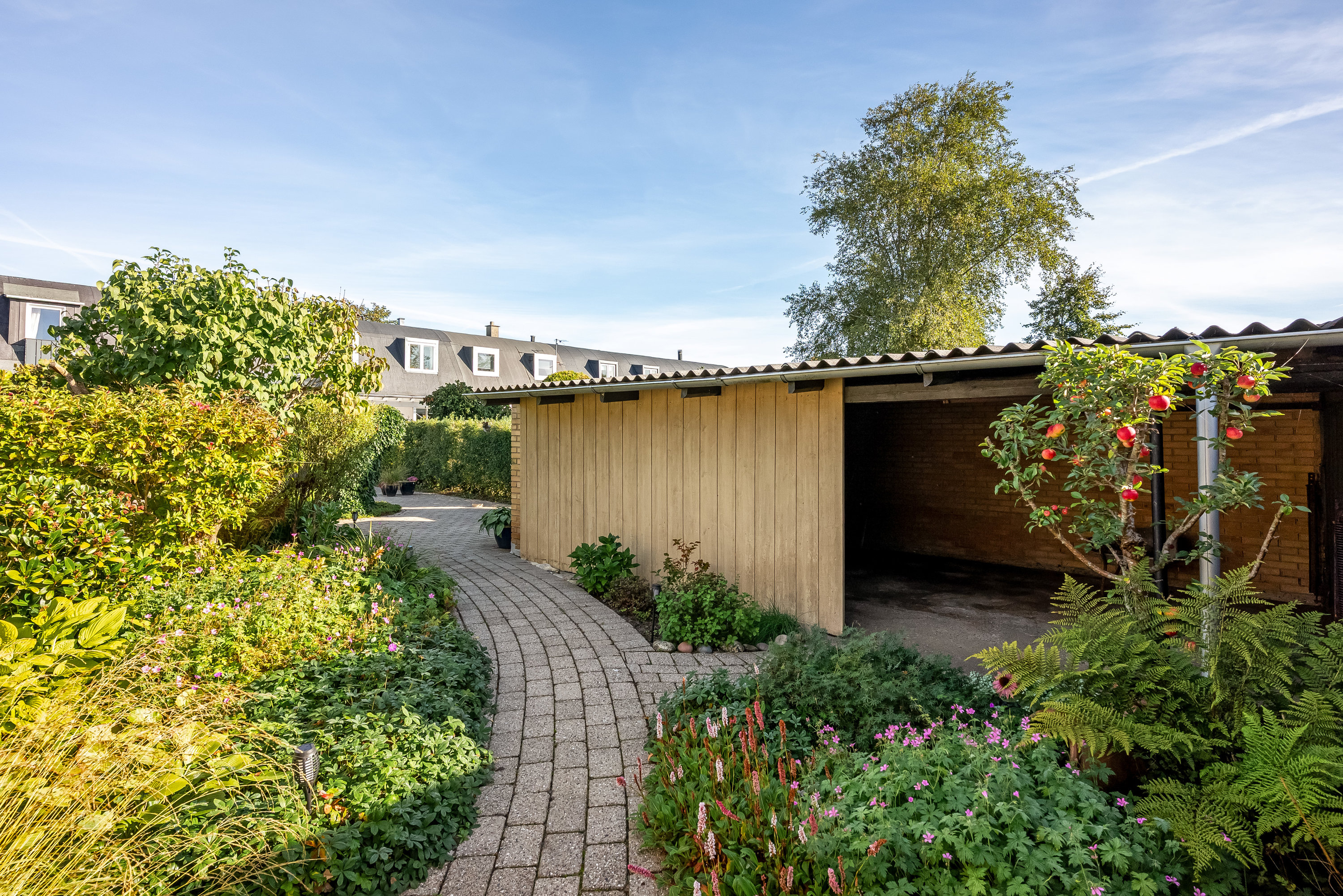 Fremhævet carport billede i fuldskærmstilstand. Billede af Vikkevej 16, 7500 Holstebro