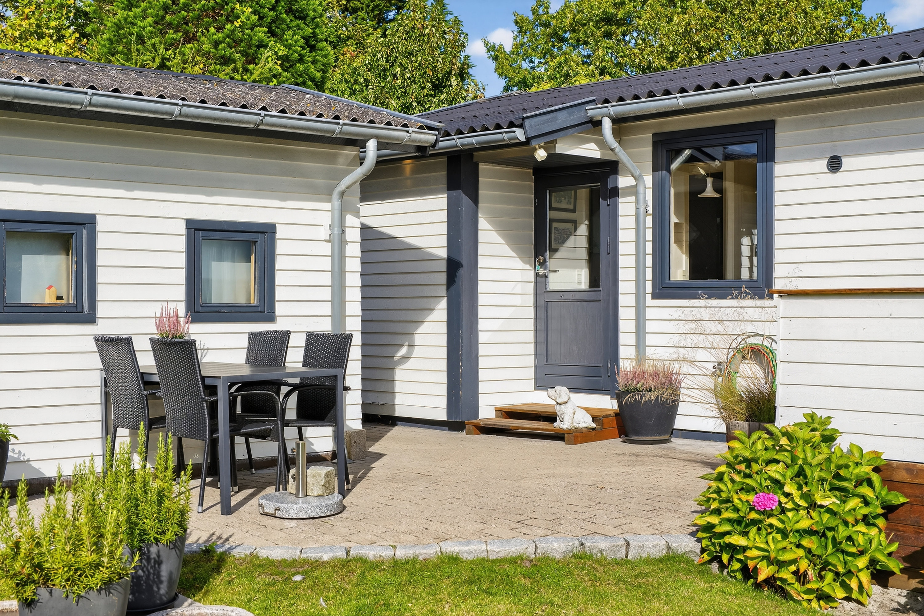 Miniaturebillede 1: ude. Billede af Rønstrupvej 143, Of Ågerup, 2750 Ballerup