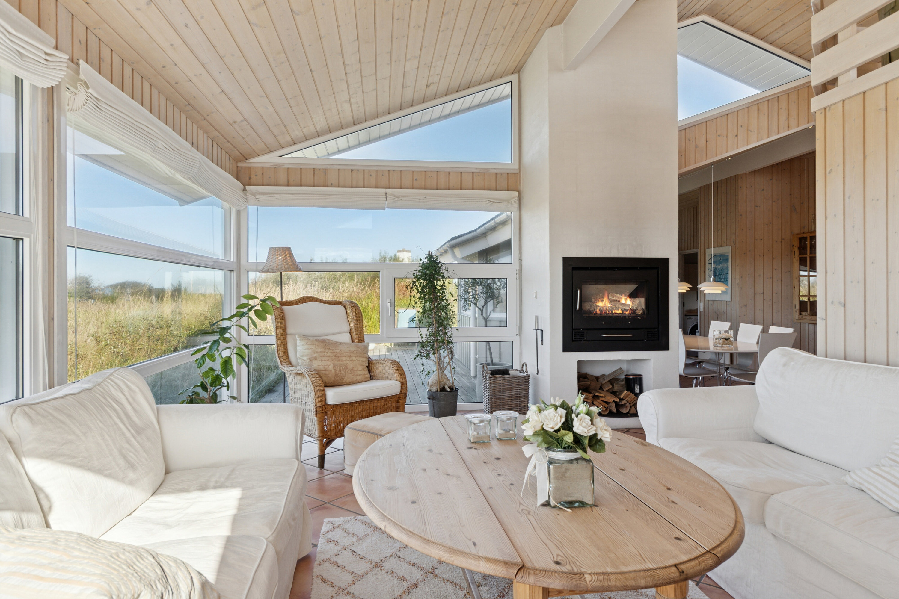 Fremhævet stue billede i fuldskærmstilstand. Billede af Folstedvej 42, Tversted, 9881 Bindslev