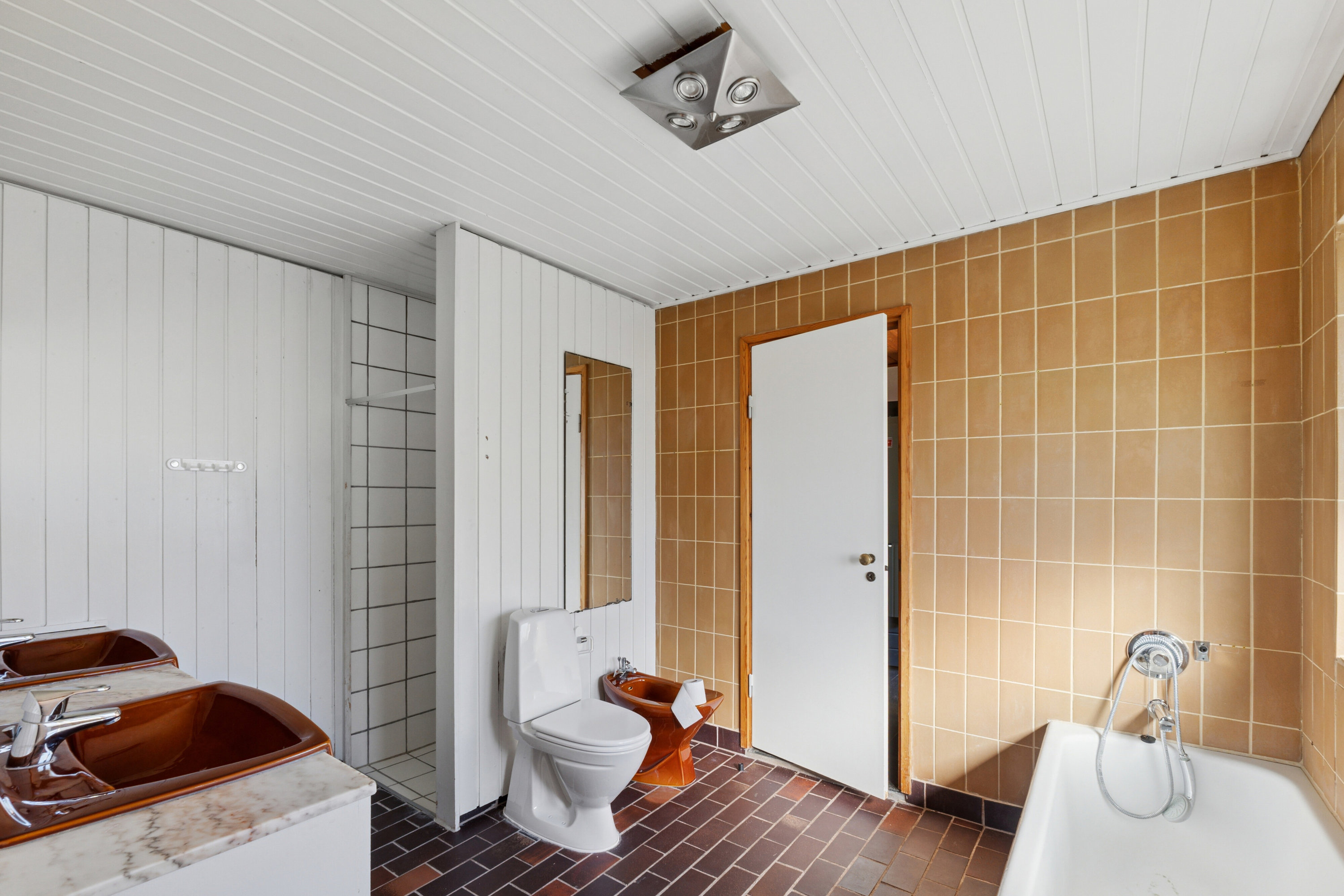 Fremhævet badeværelse billede i fuldskærmstilstand. Billede af Kajakvej 42, 4040 Jyllinge