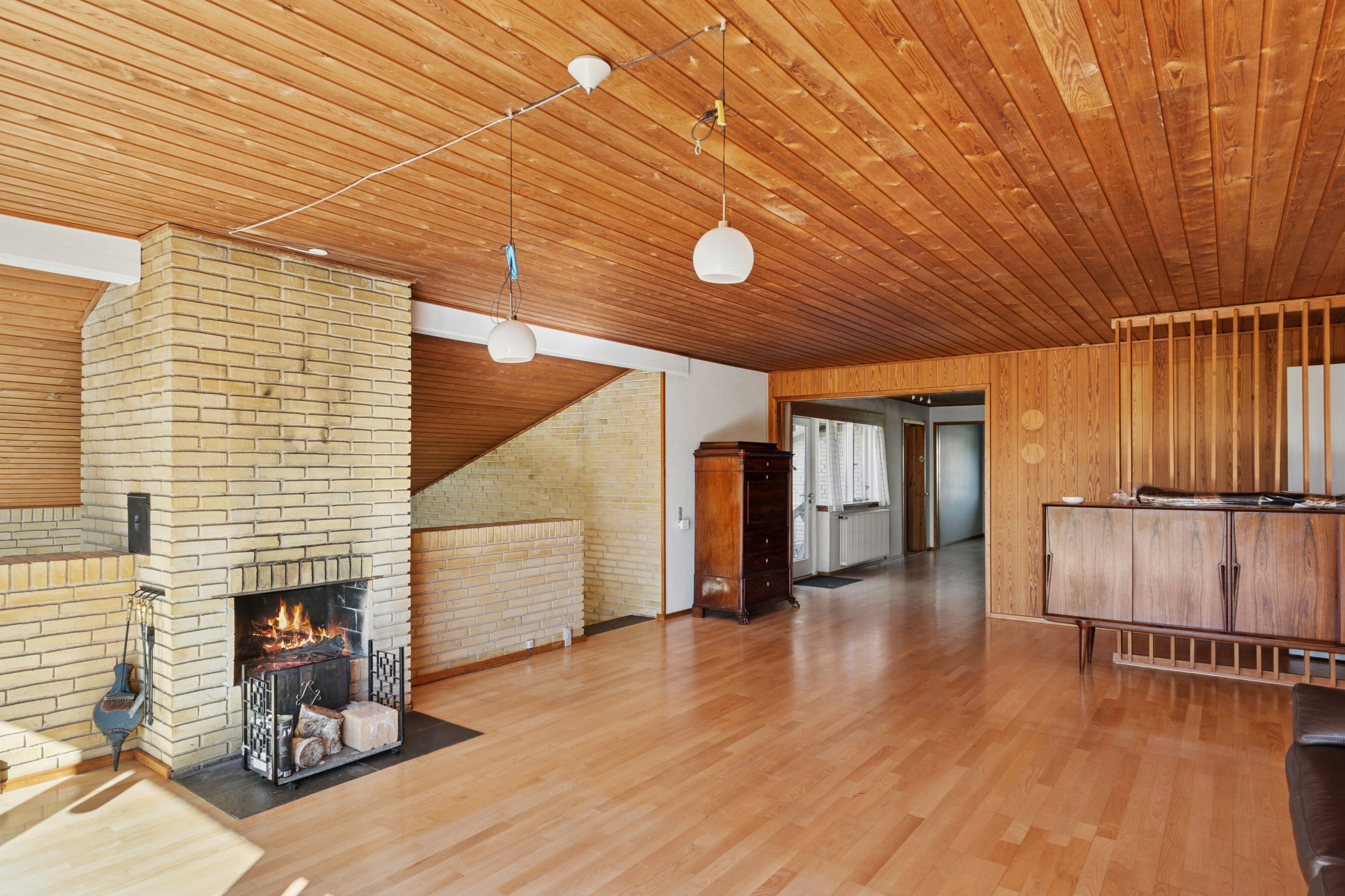 Fremhævet stue billede i fuldskærmstilstand. Billede af Kajakvej 42, 4040 Jyllinge