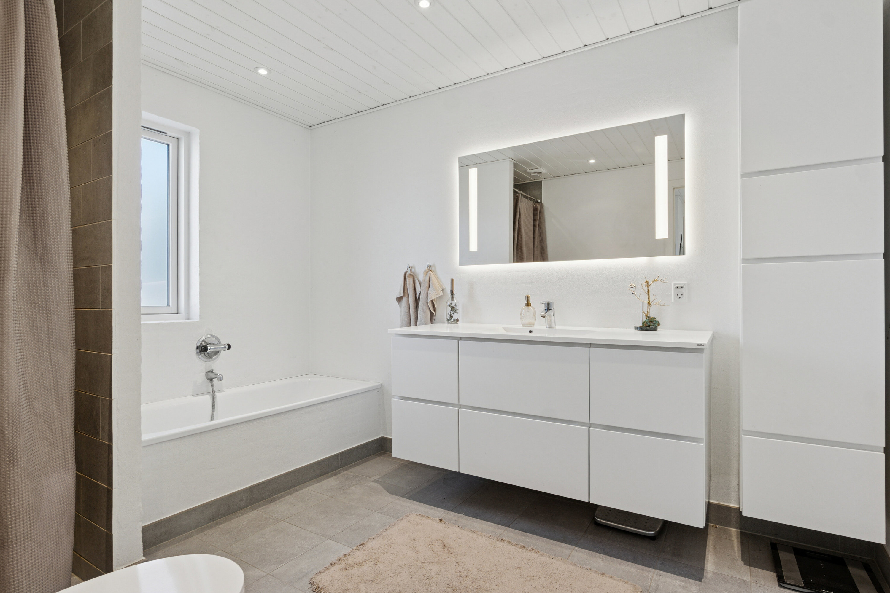 Fremhævet badeværelse billede i fuldskærmstilstand. Billede af Thormodsvej 30, 7760 Hurup Thy