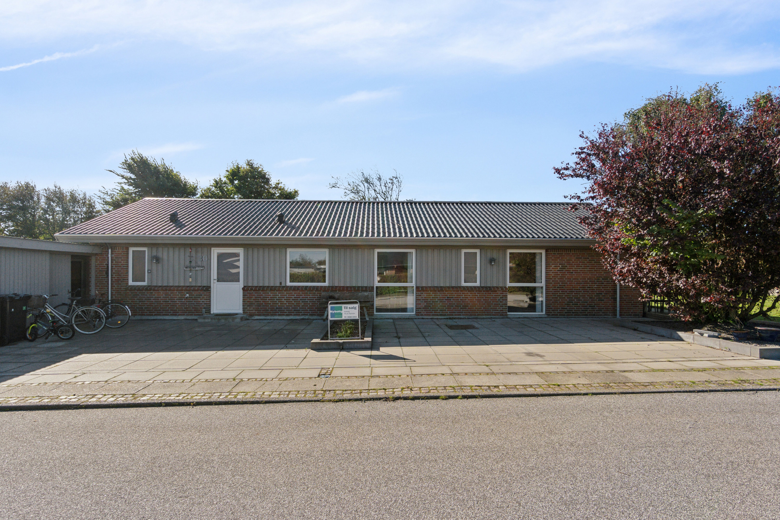Fremhævet set fra vejen billede i fuldskærmstilstand. Billede af Thormodsvej 30, 7760 Hurup Thy