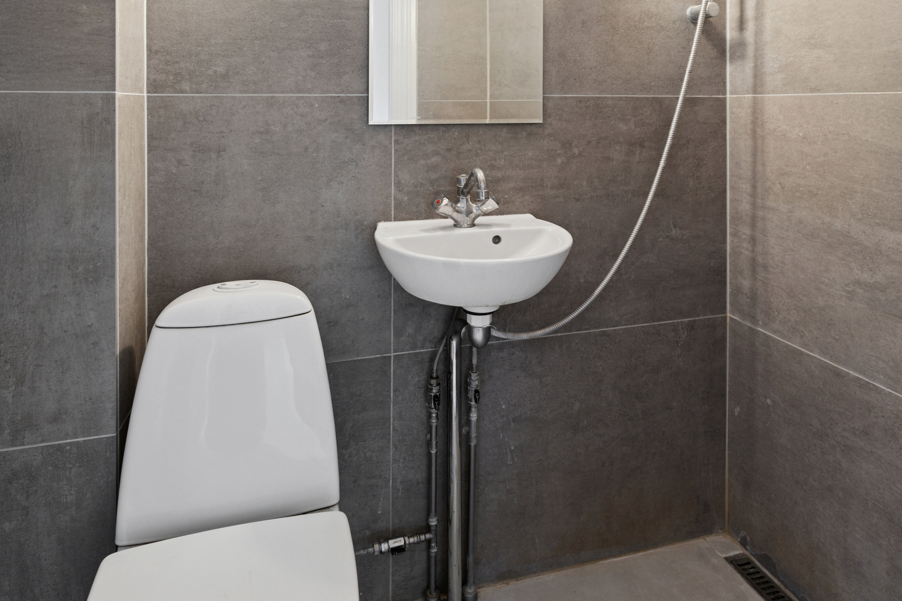 Fremhævet badeværelse billede i fuldskærmstilstand. Billede af Sofielundsvej 14, st.. tv., 2600 Glostrup