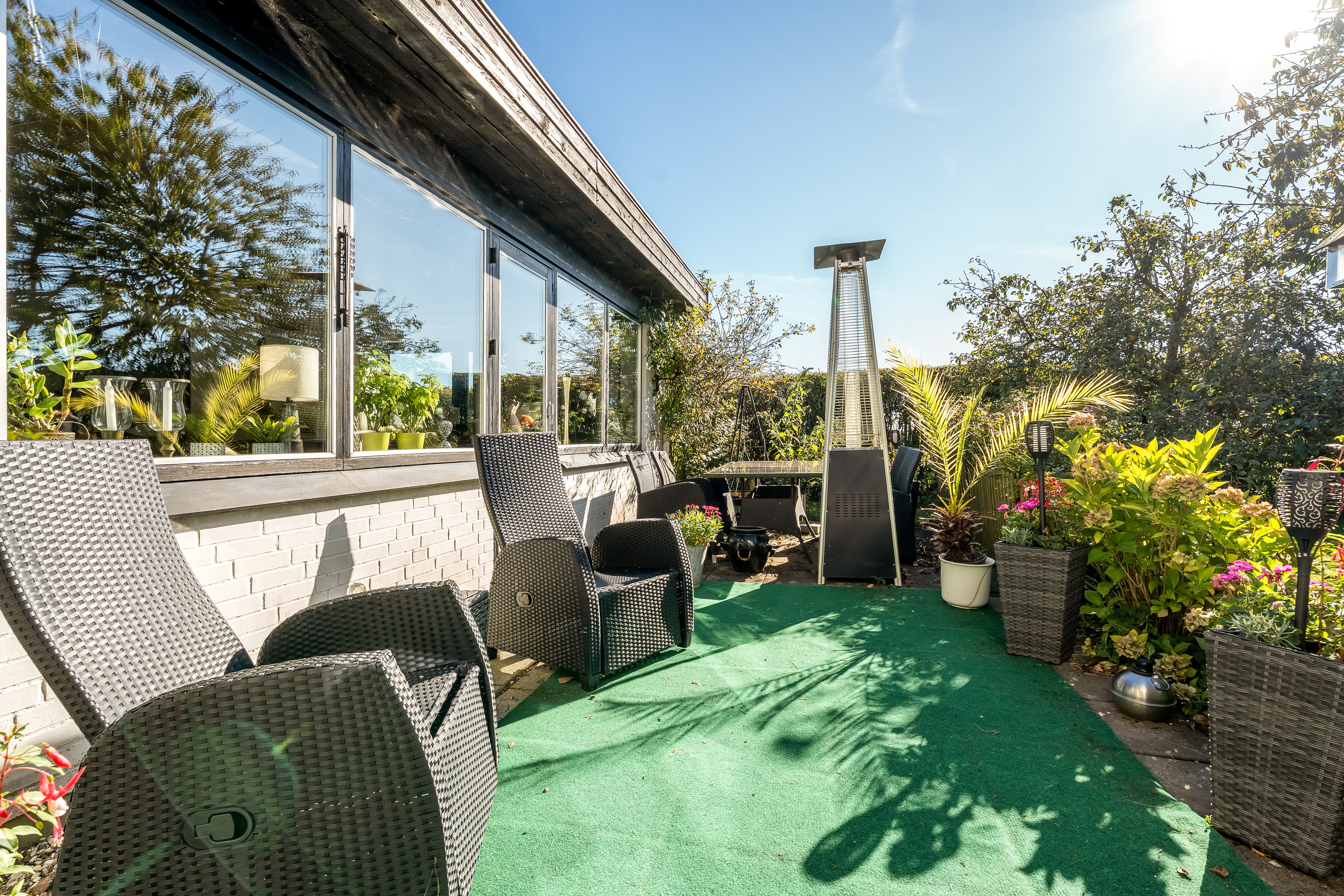 Fremhævet terrasse billede i fuldskærmstilstand. Billede af Nørregårdsvej 10, Slemminge, 4990 Sakskøbing