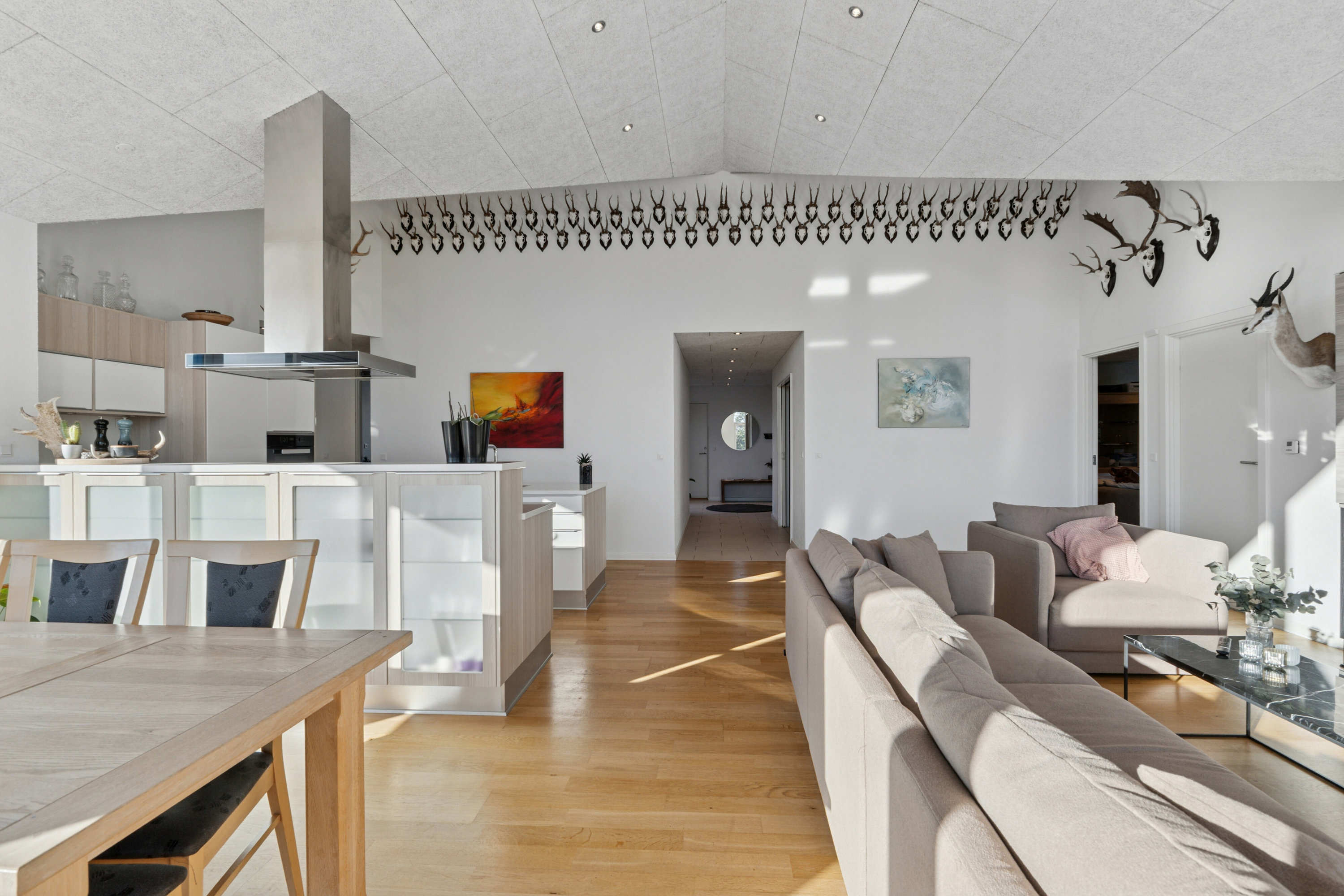 Fremhævet indendørs billede i fuldskærmstilstand. Billede af Nørrelund 17, 9870 Sindal